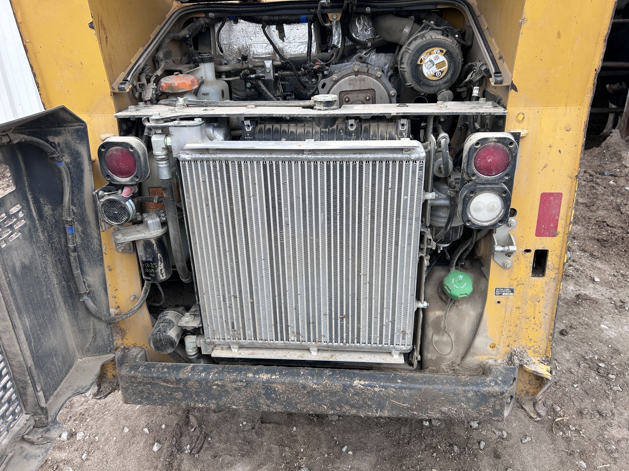 2024 Deere 318G Skid Steer