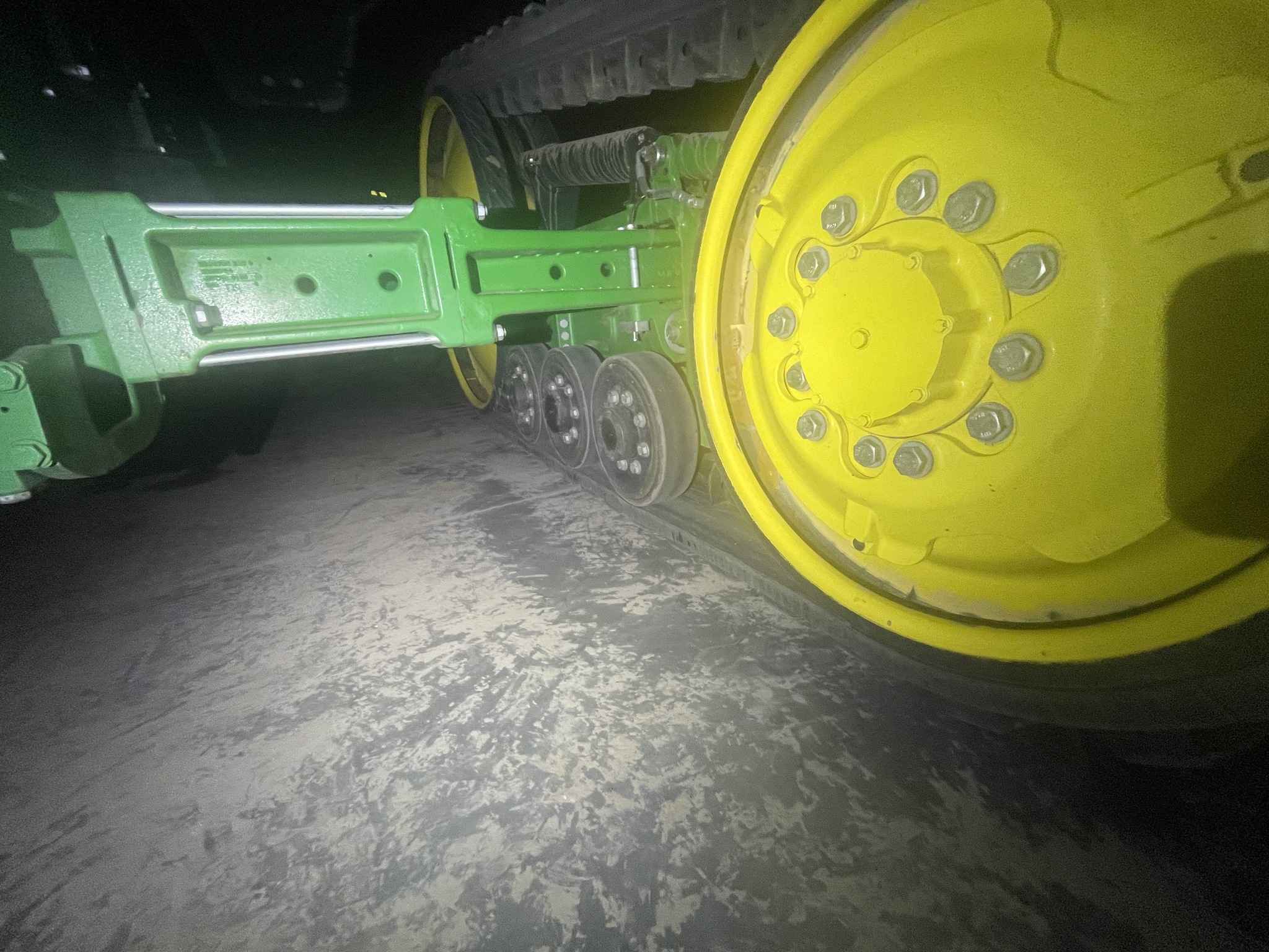 2021 John Deere 8RT 370 Tractor