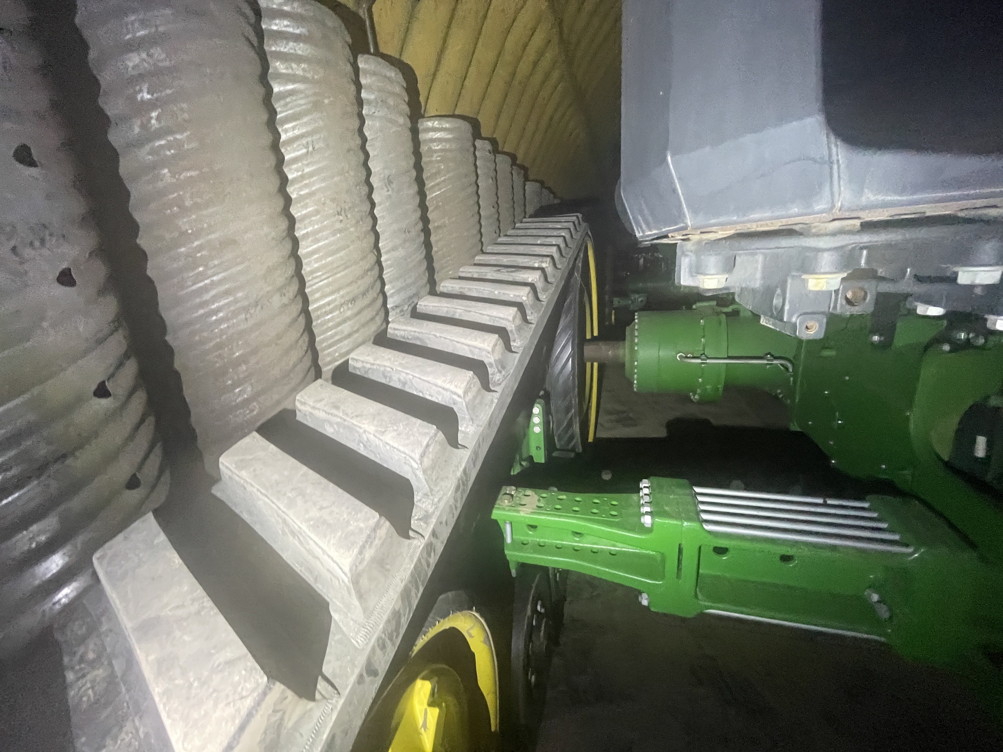 2021 John Deere 8RT 370 Tractor