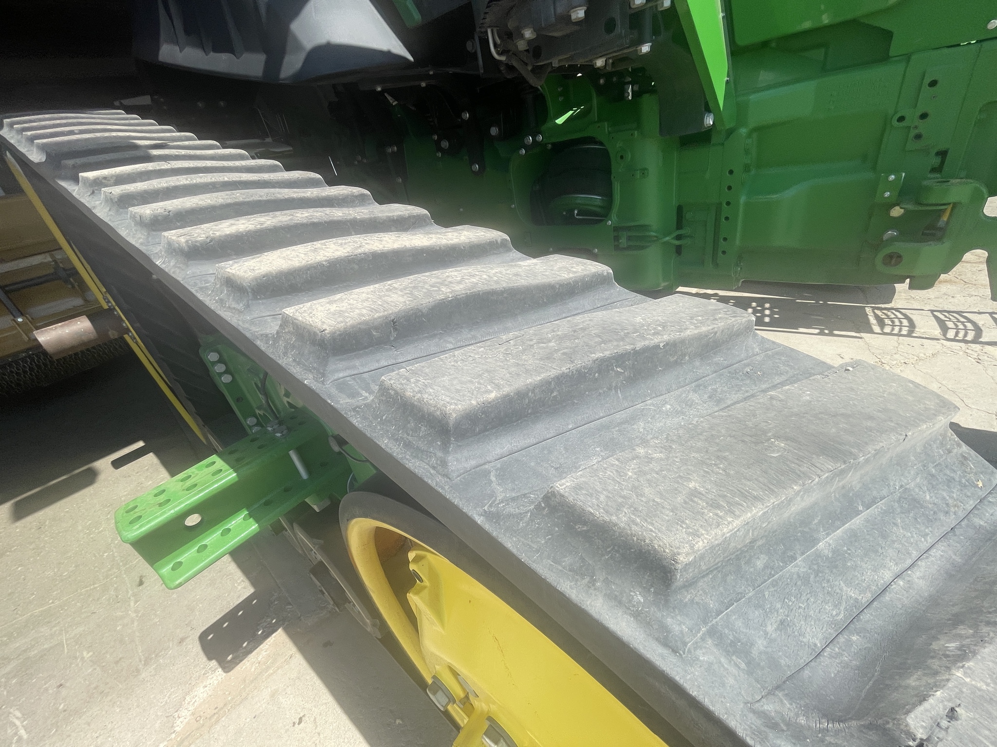 2021 John Deere 8RT 370 Tractor