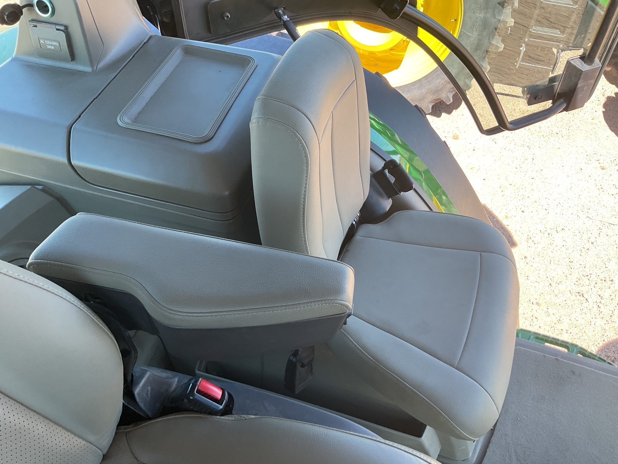 2024 John Deere 8R 280 Tractor