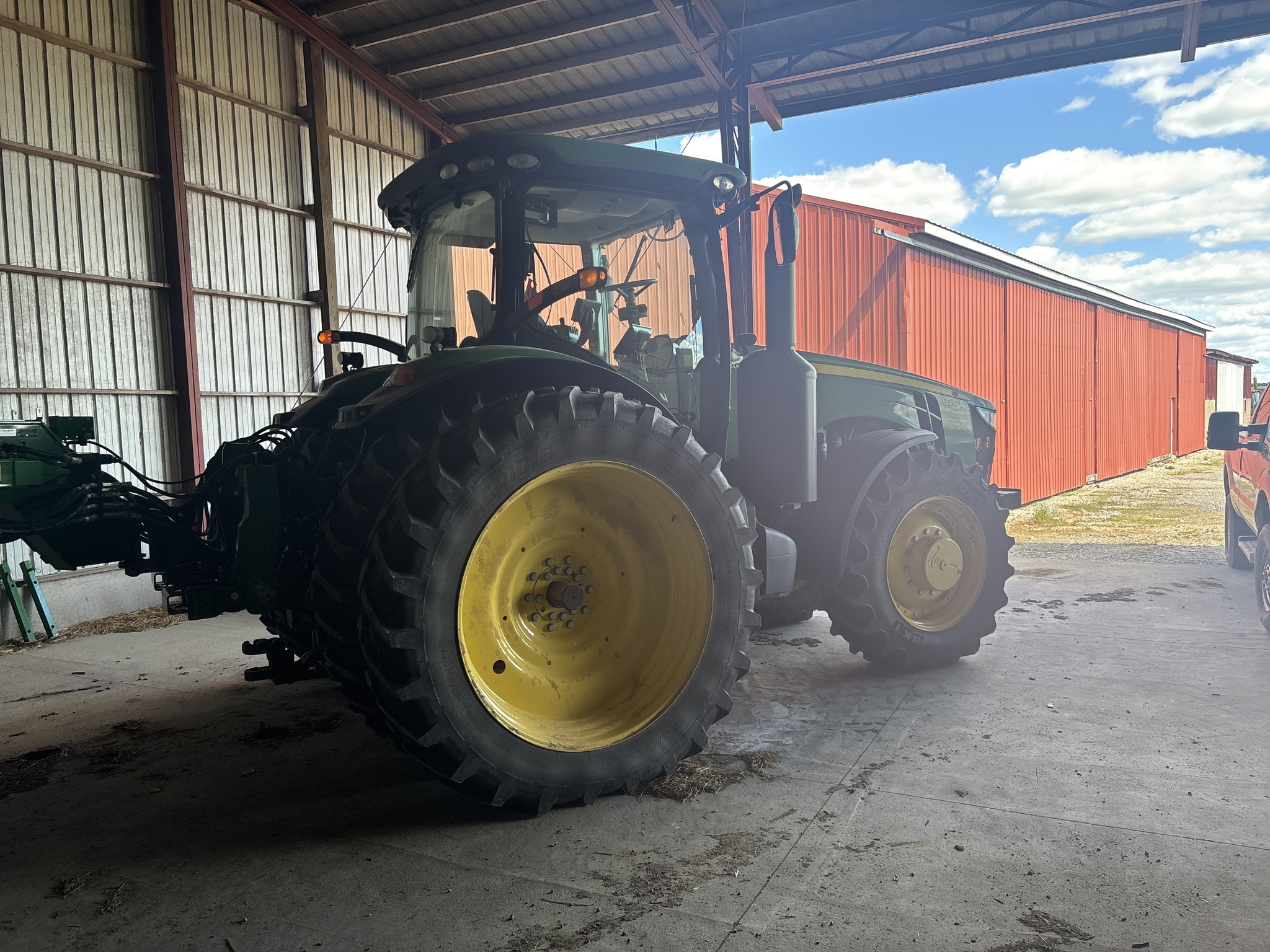 2014 John Deere 8310R Tractor