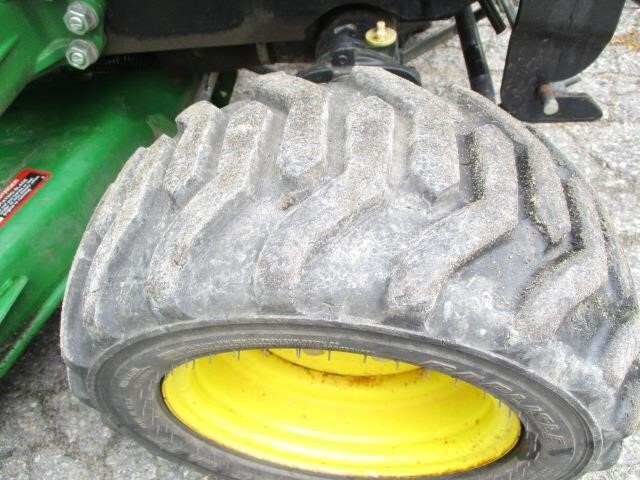 2018 John Deere 1025R Tractor