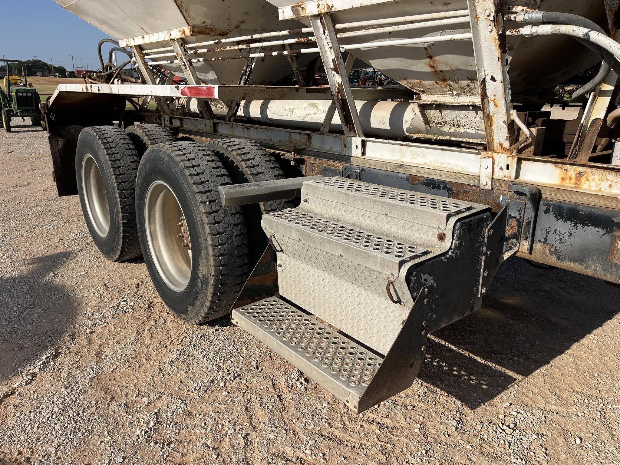 1995 Kenworth T600 Semi Trucks/Trailer