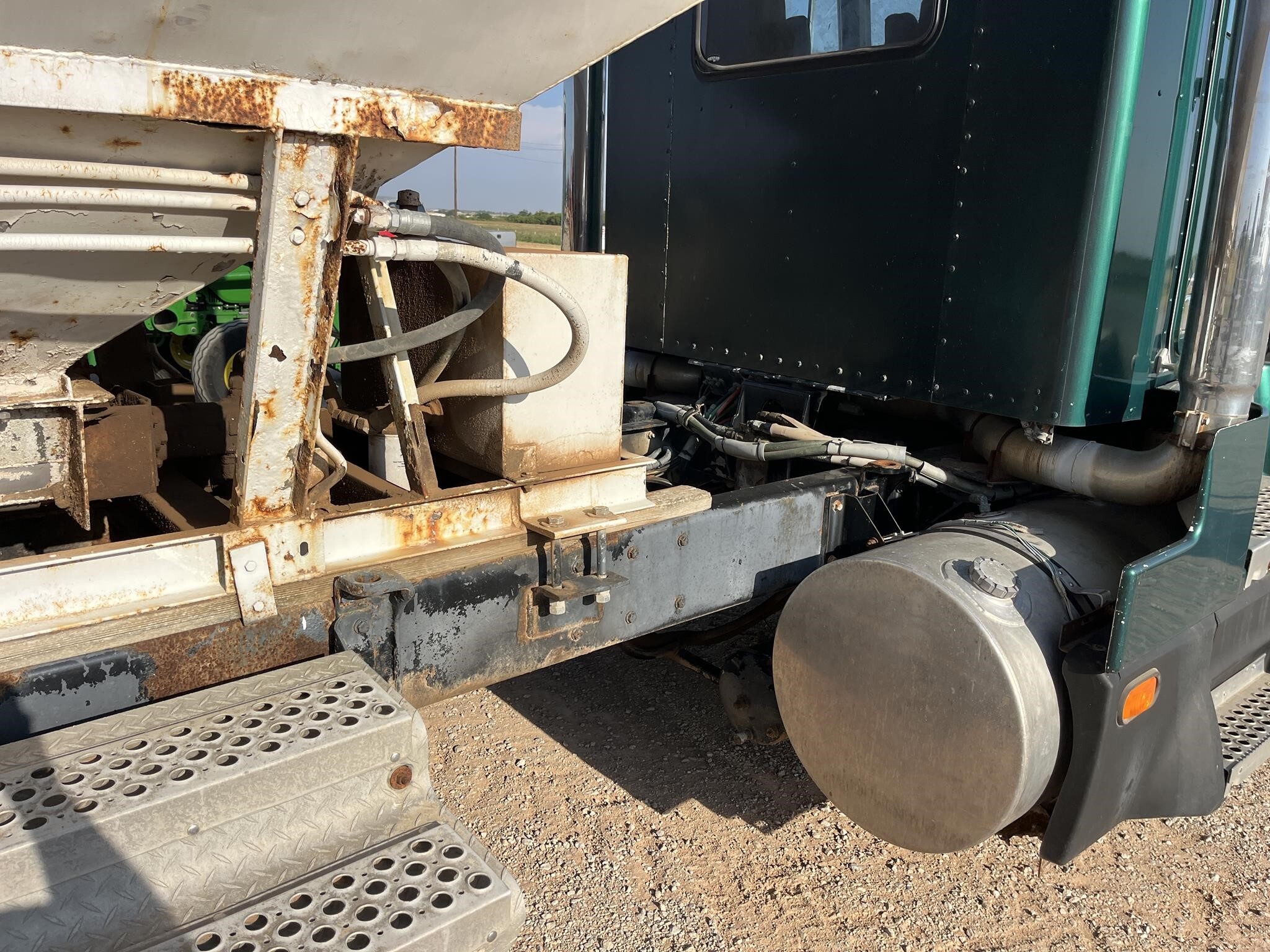 1995 Kenworth T600 Semi Trucks/Trailer