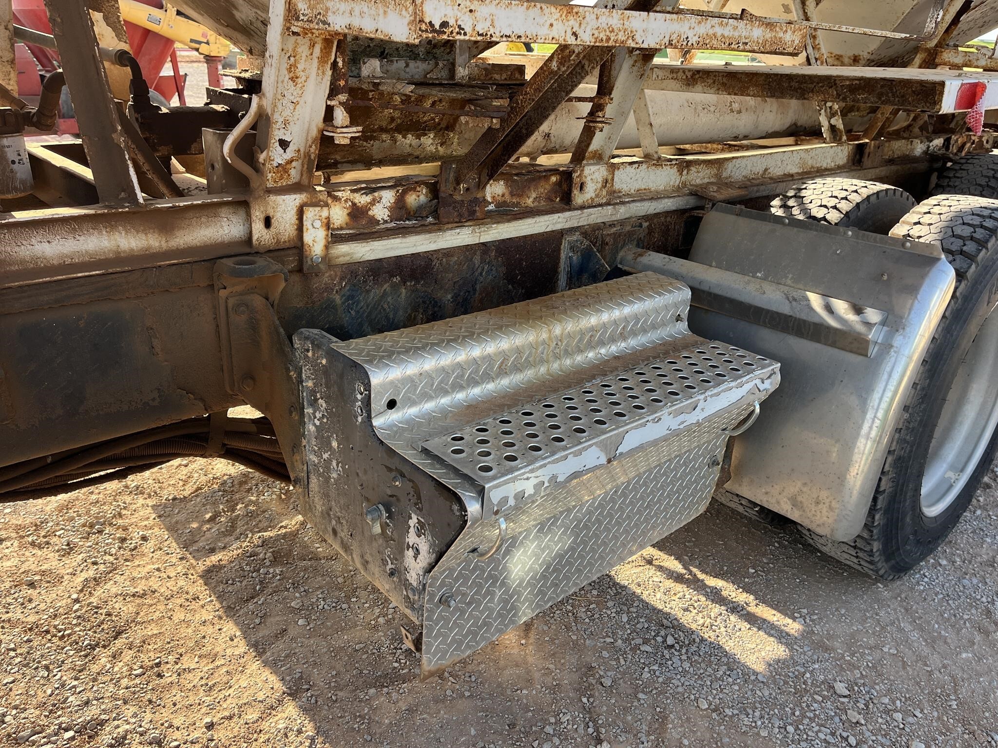 1995 Kenworth T600 Semi Trucks/Trailer