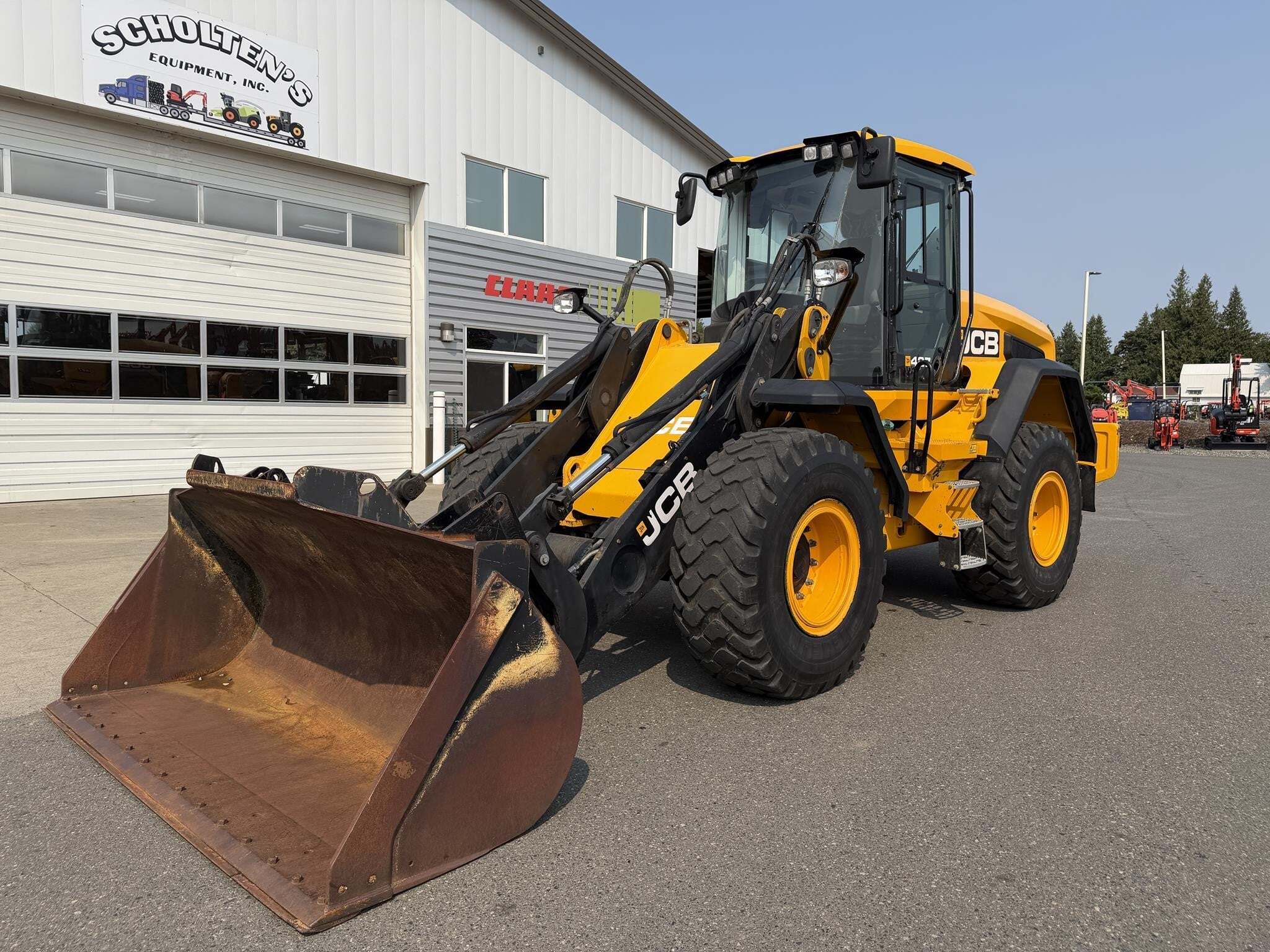 2018 JCB 427 AGRI Wheel Loader
