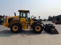 2018 JCB 427 AGRI Wheel Loader