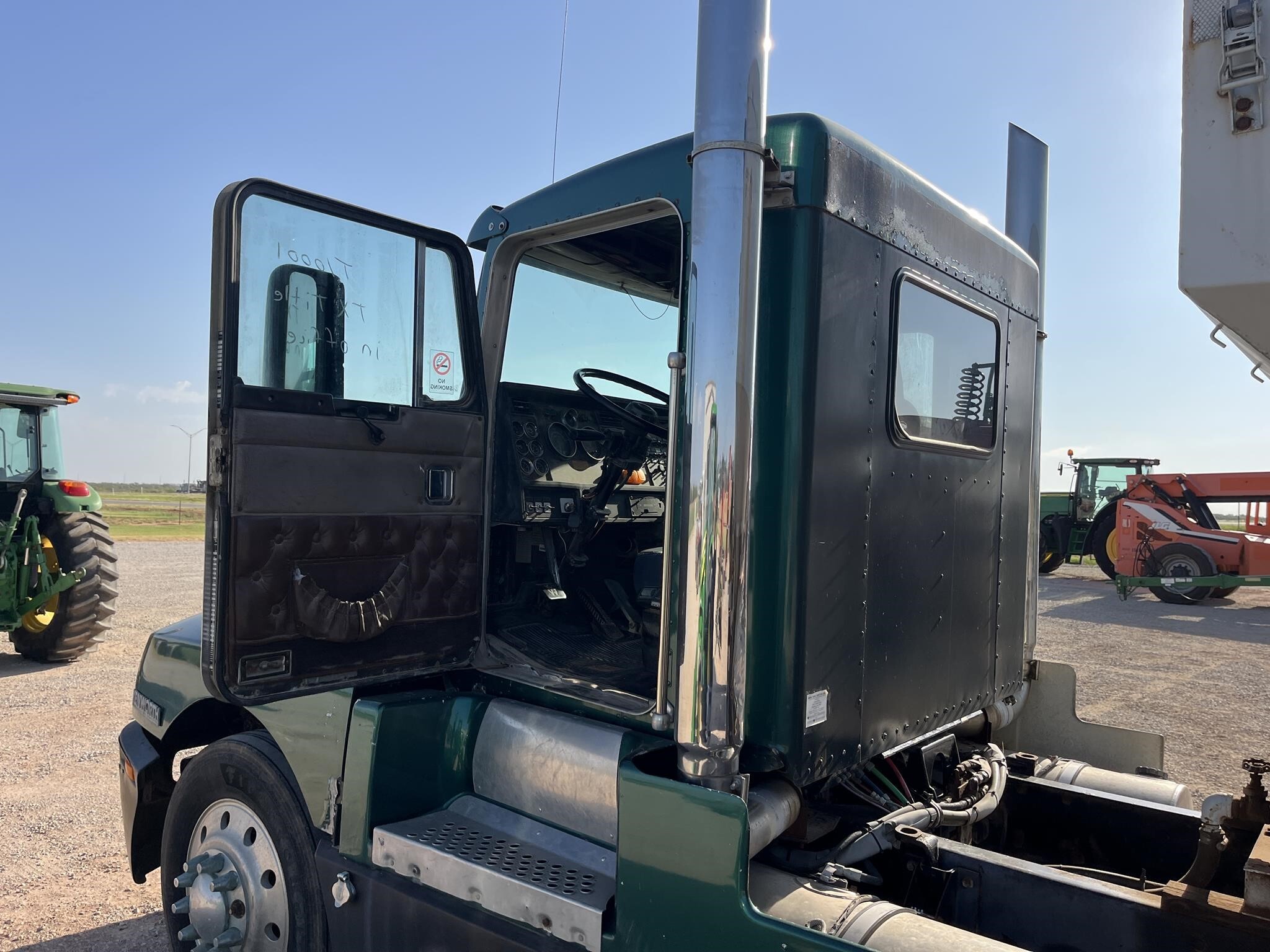 1995 Kenworth T600 Semi Trucks/Trailer