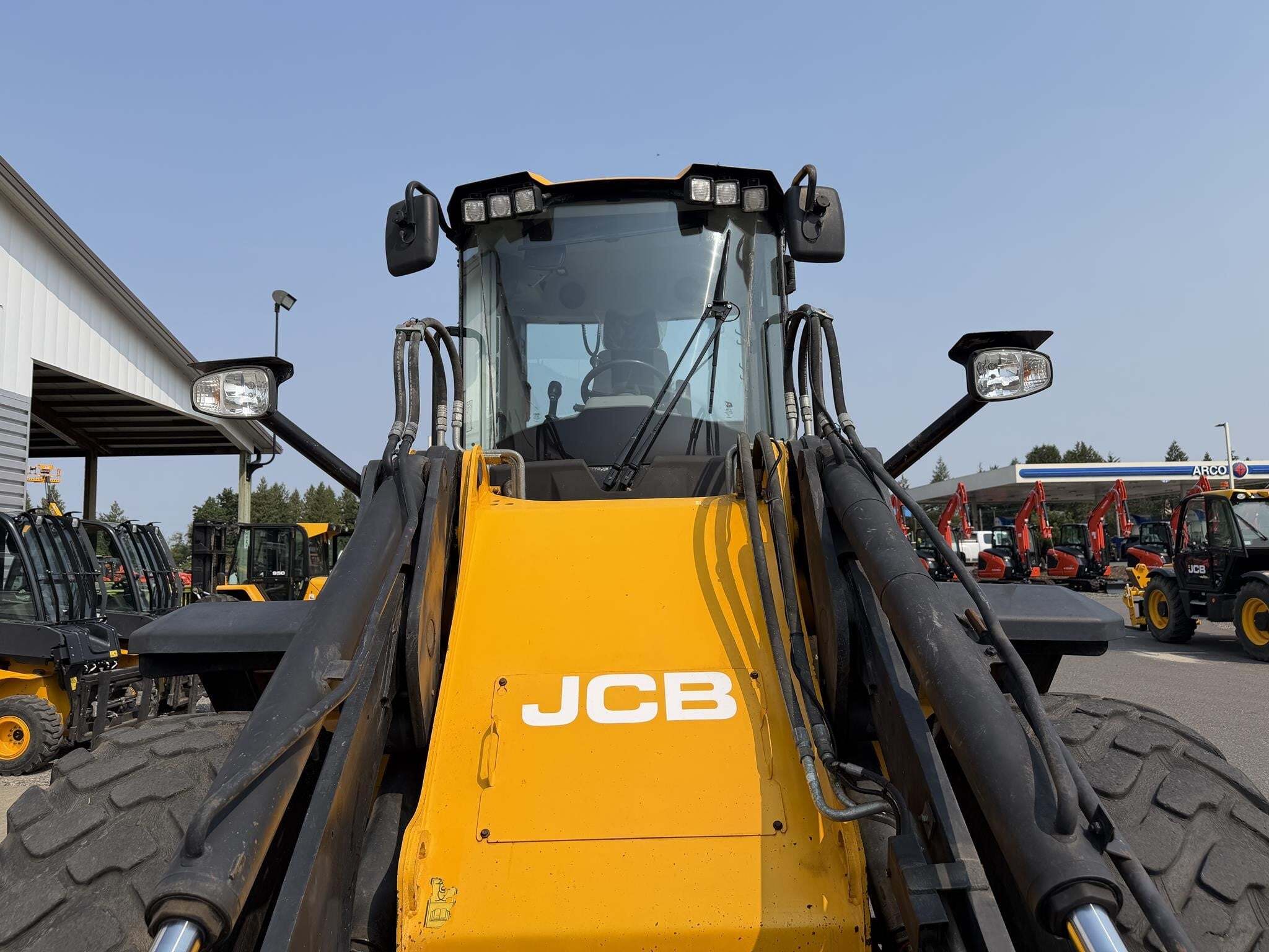2018 JCB 427 AGRI Wheel Loader
