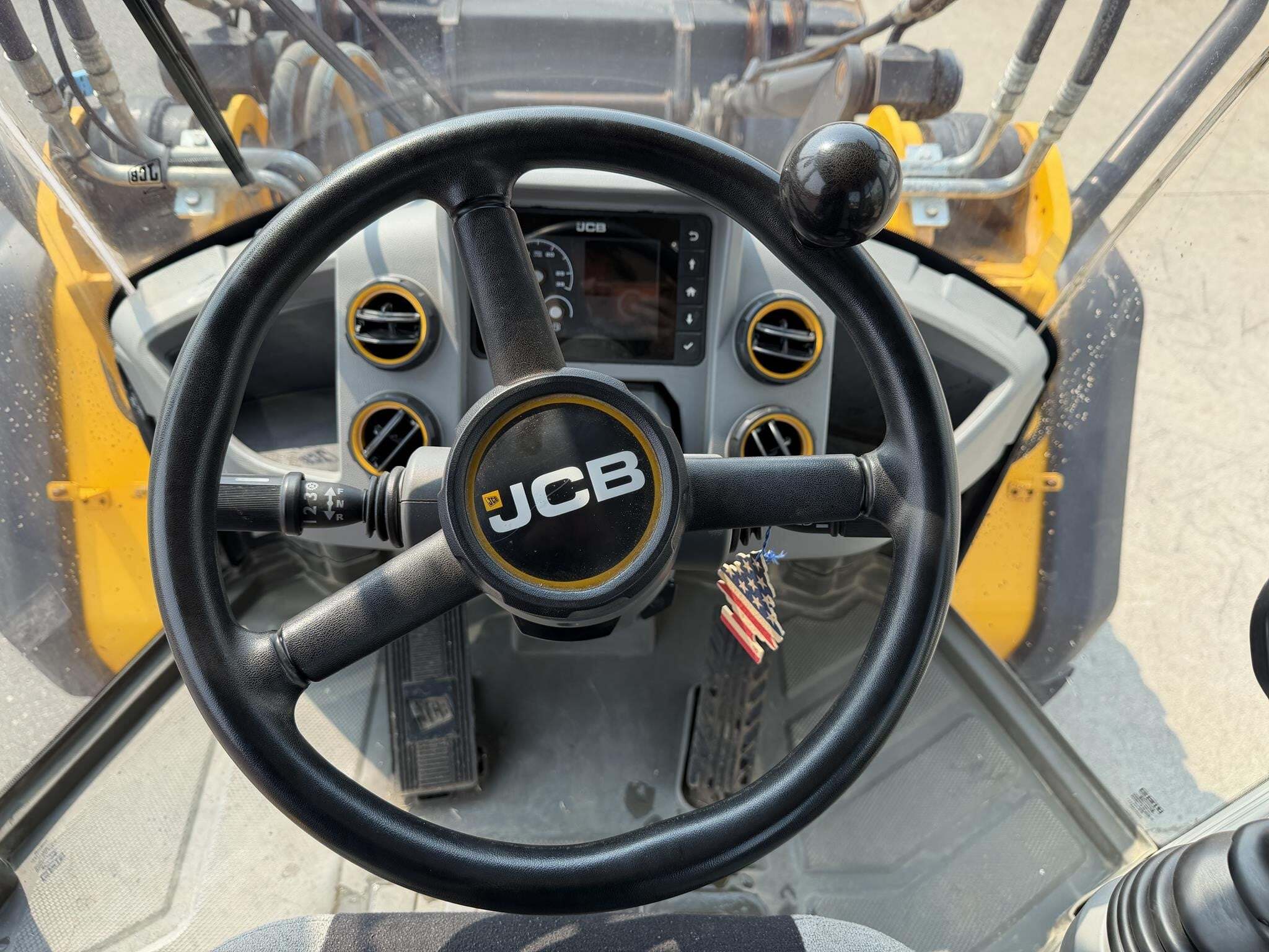 2018 JCB 427 AGRI Wheel Loader