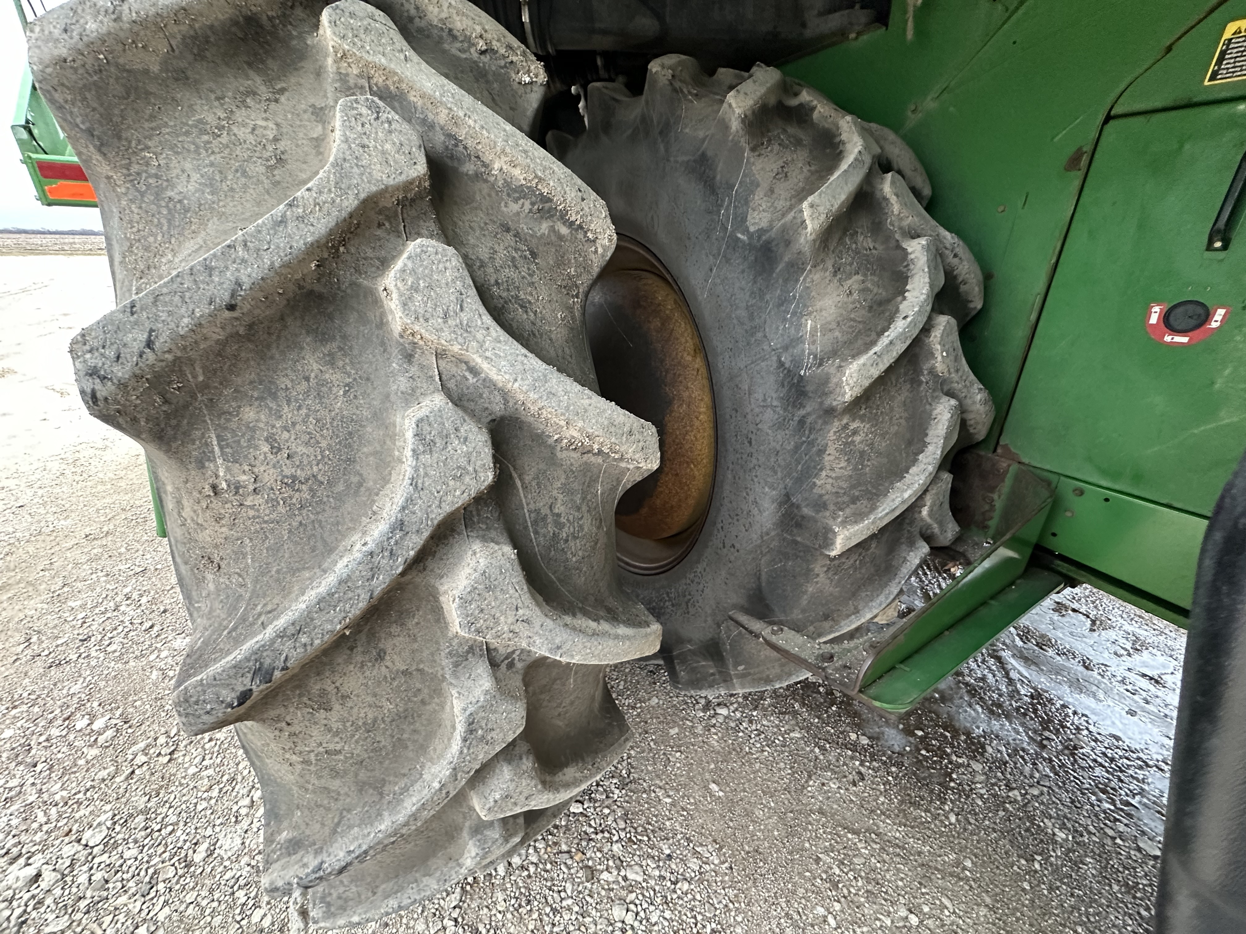 2011 John Deere 7760 Cotton Equipment
