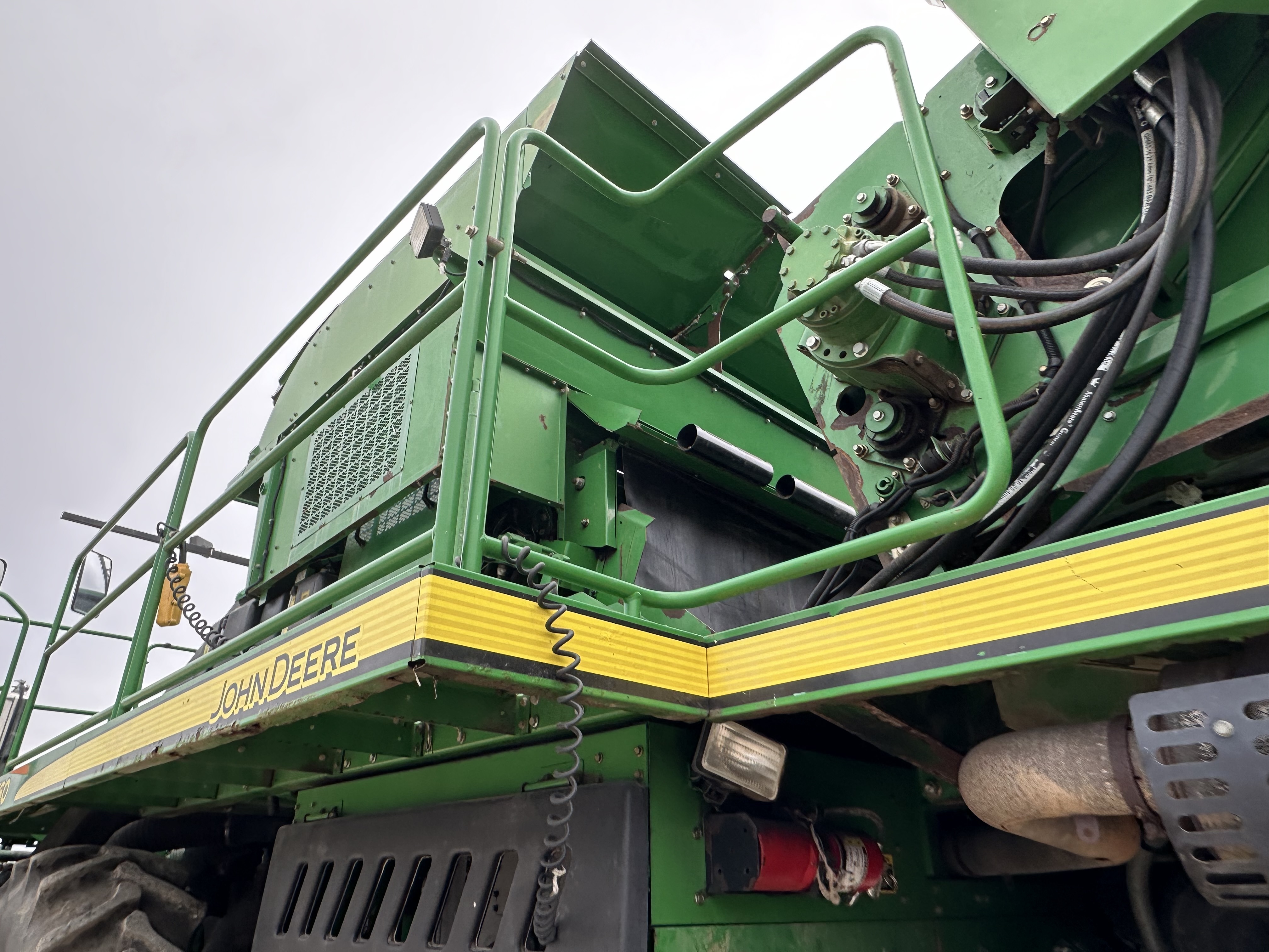 2011 John Deere 7760 Cotton Equipment