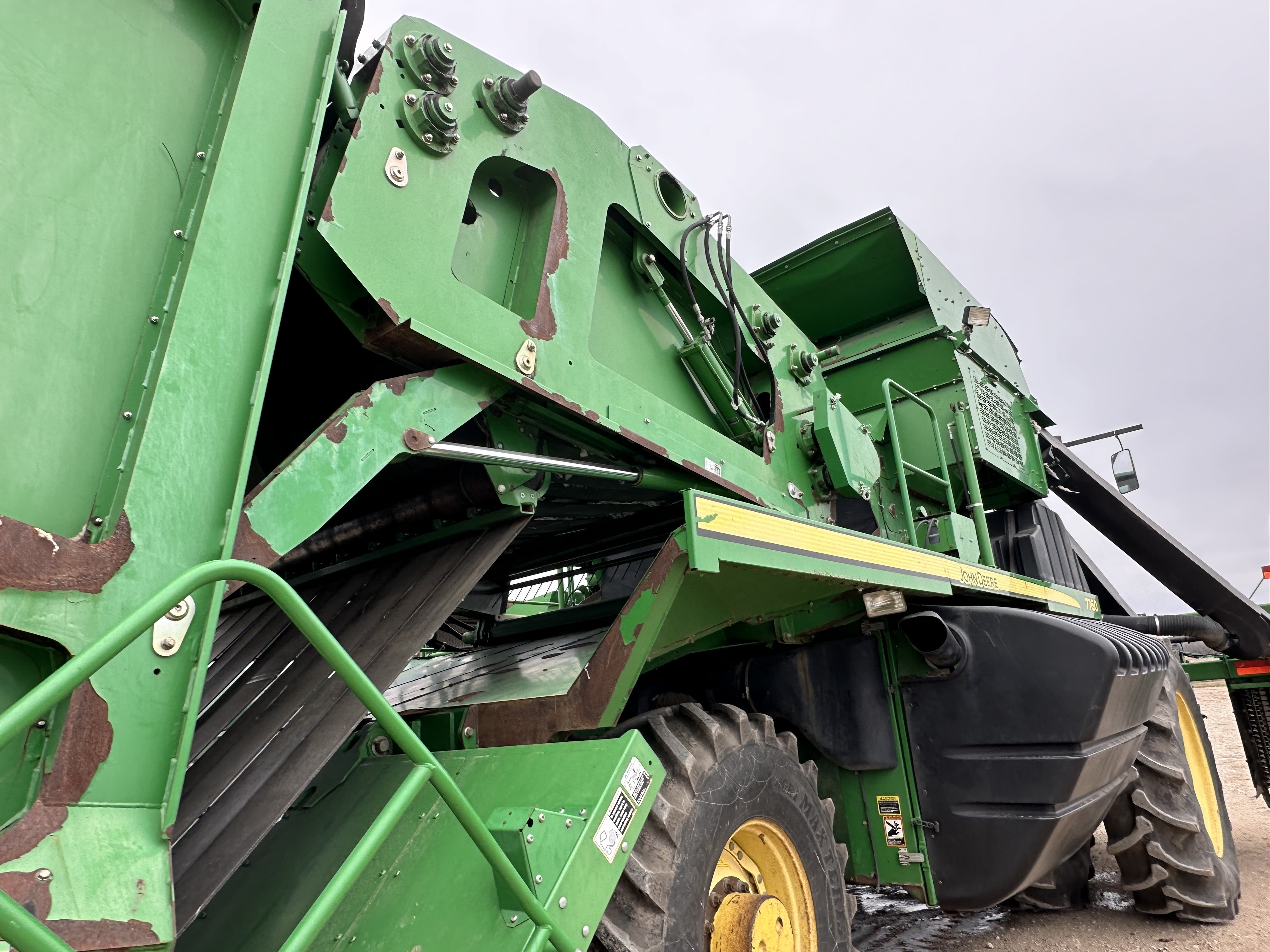 2011 John Deere 7760 Cotton Equipment