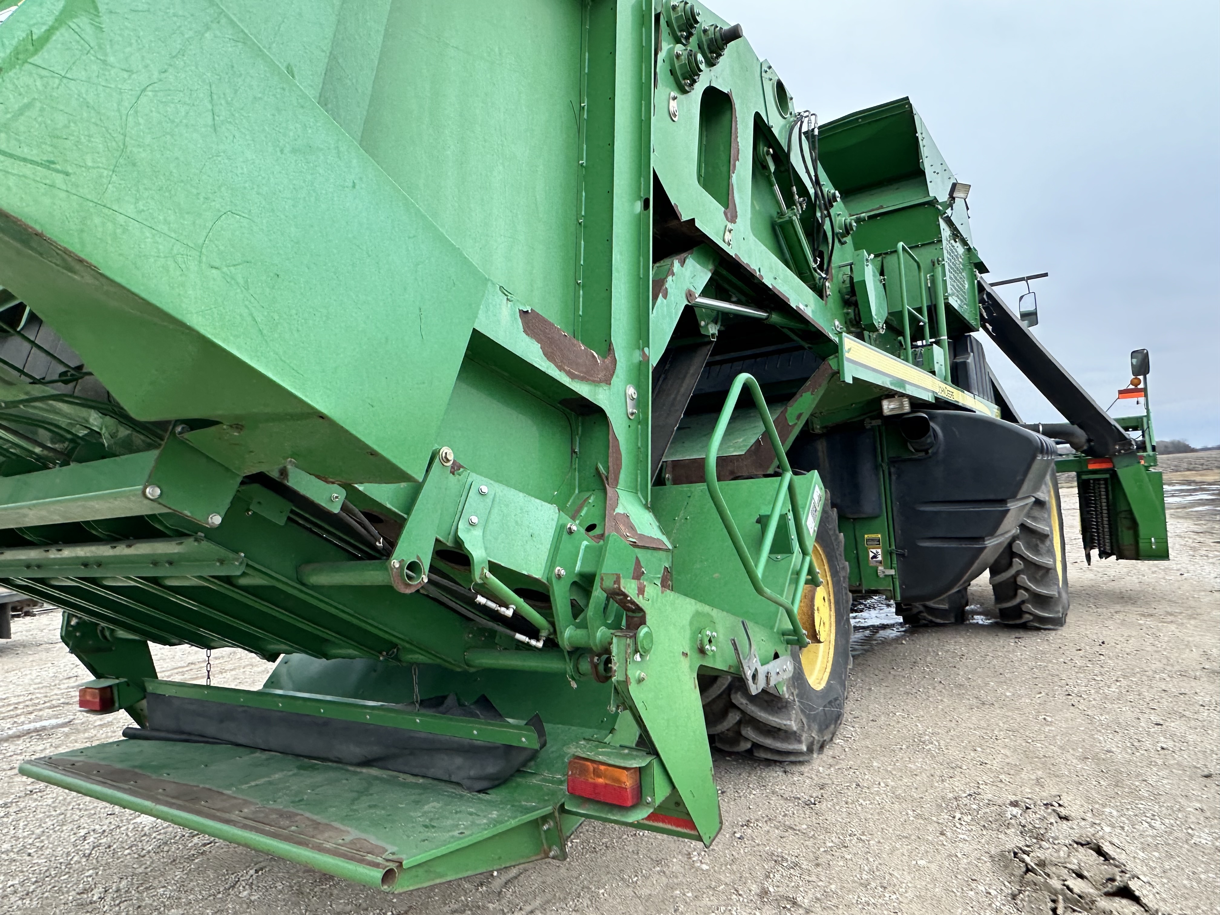 2011 John Deere 7760 Cotton Equipment