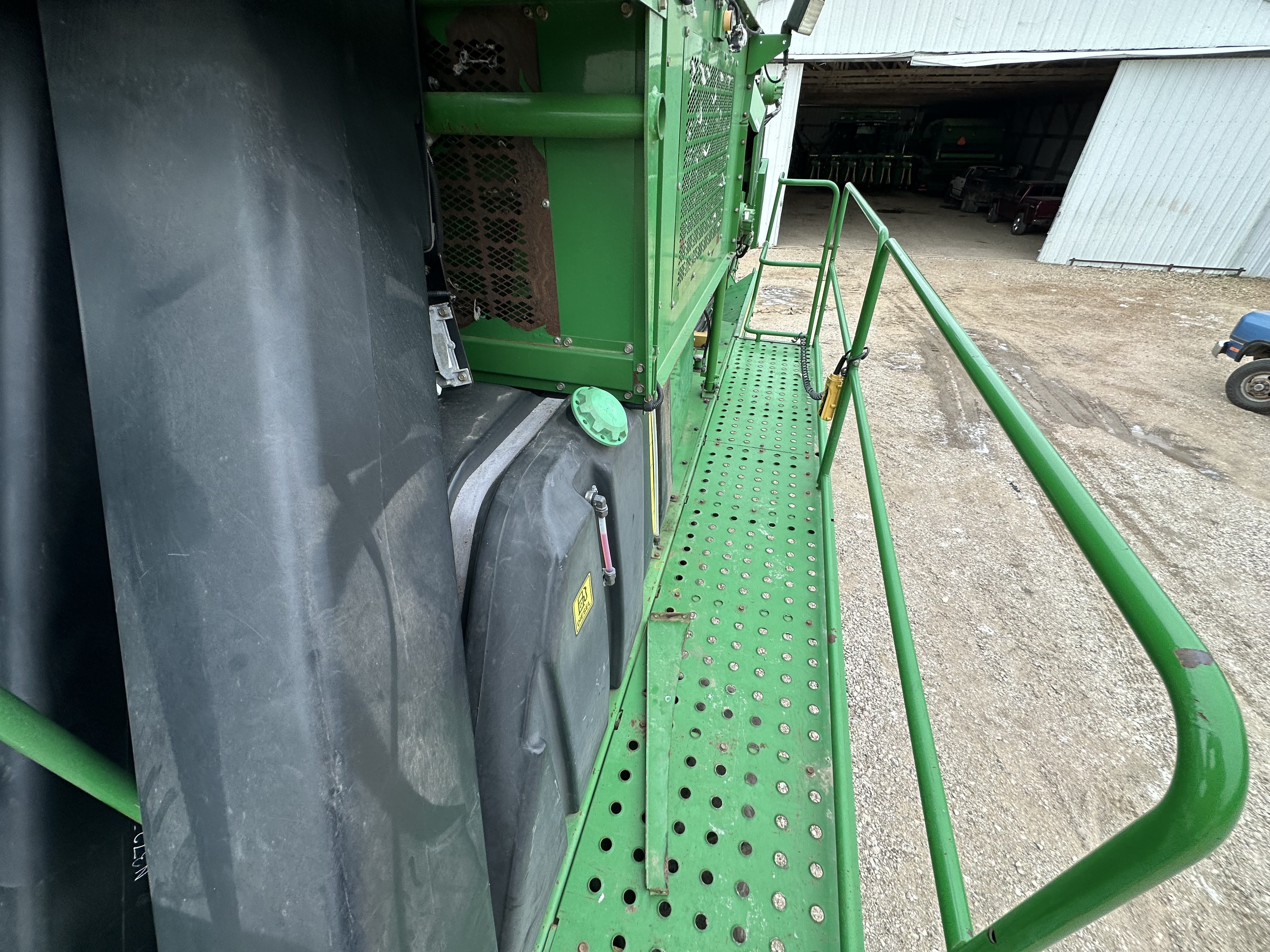 2011 John Deere 7760 Cotton Equipment