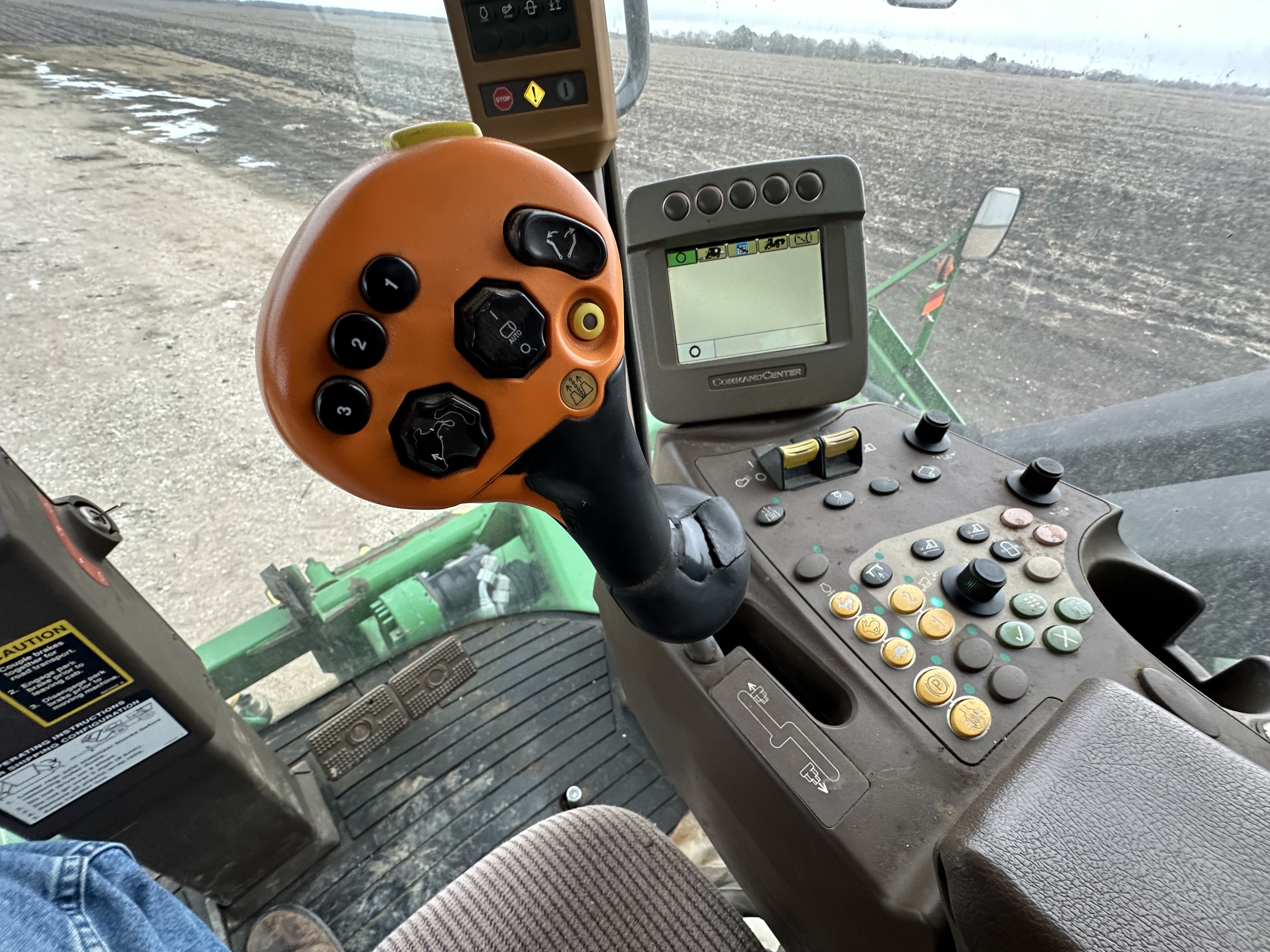 2011 John Deere 7760 Cotton Equipment