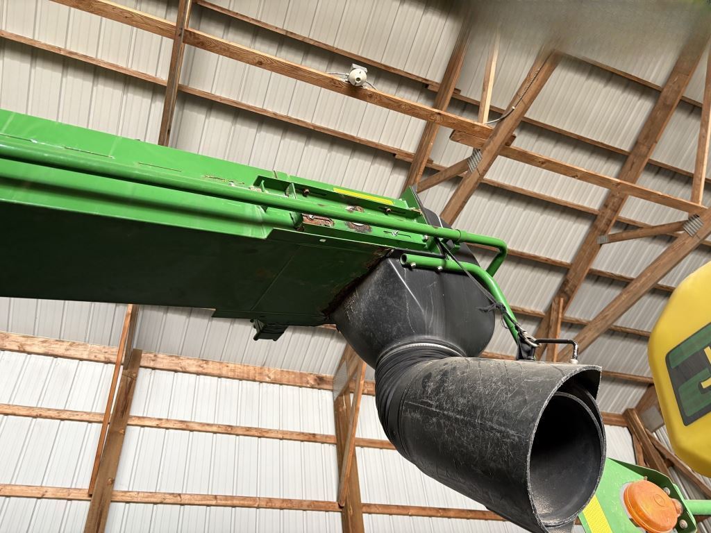 2016 John Deere 1890 Air Seeder