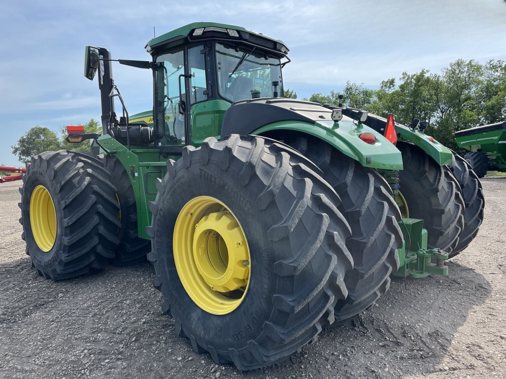 2022 John Deere 9R 540 Tractor