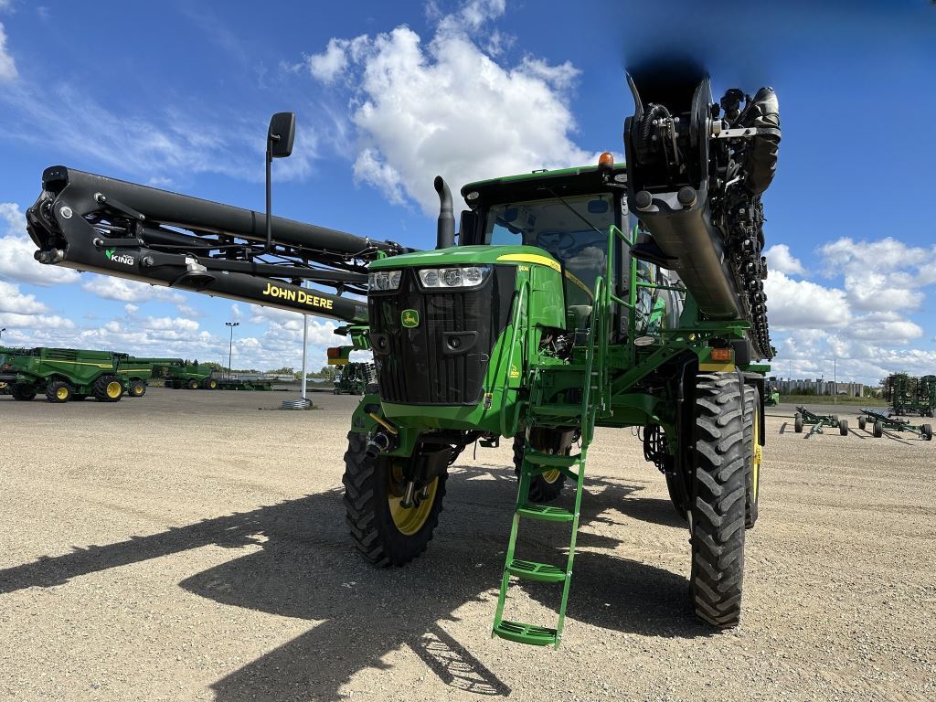 2020 John Deere R4044 Self-Propelled Sprayer