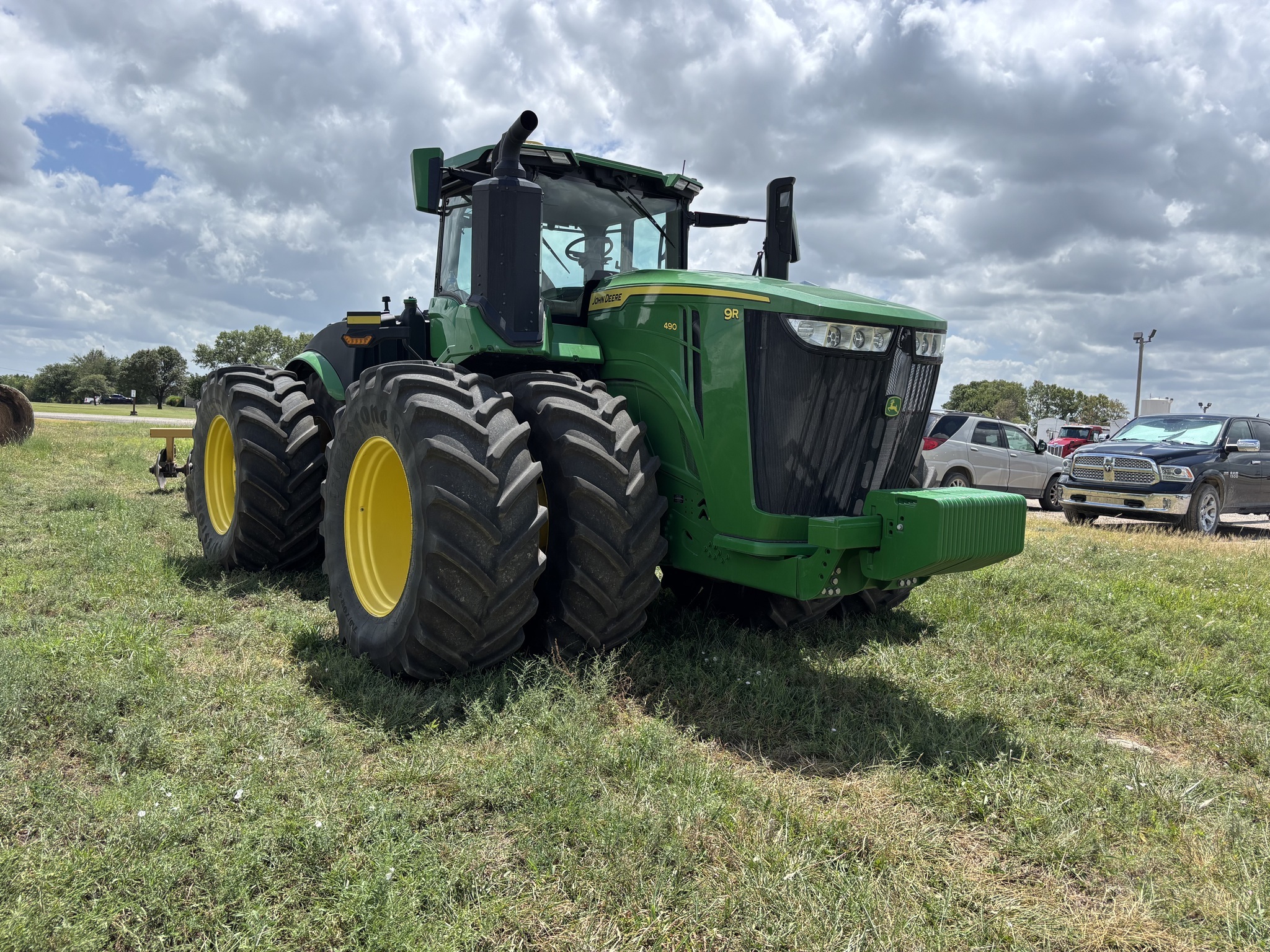 2025 John Deere 9R 490 Tractor