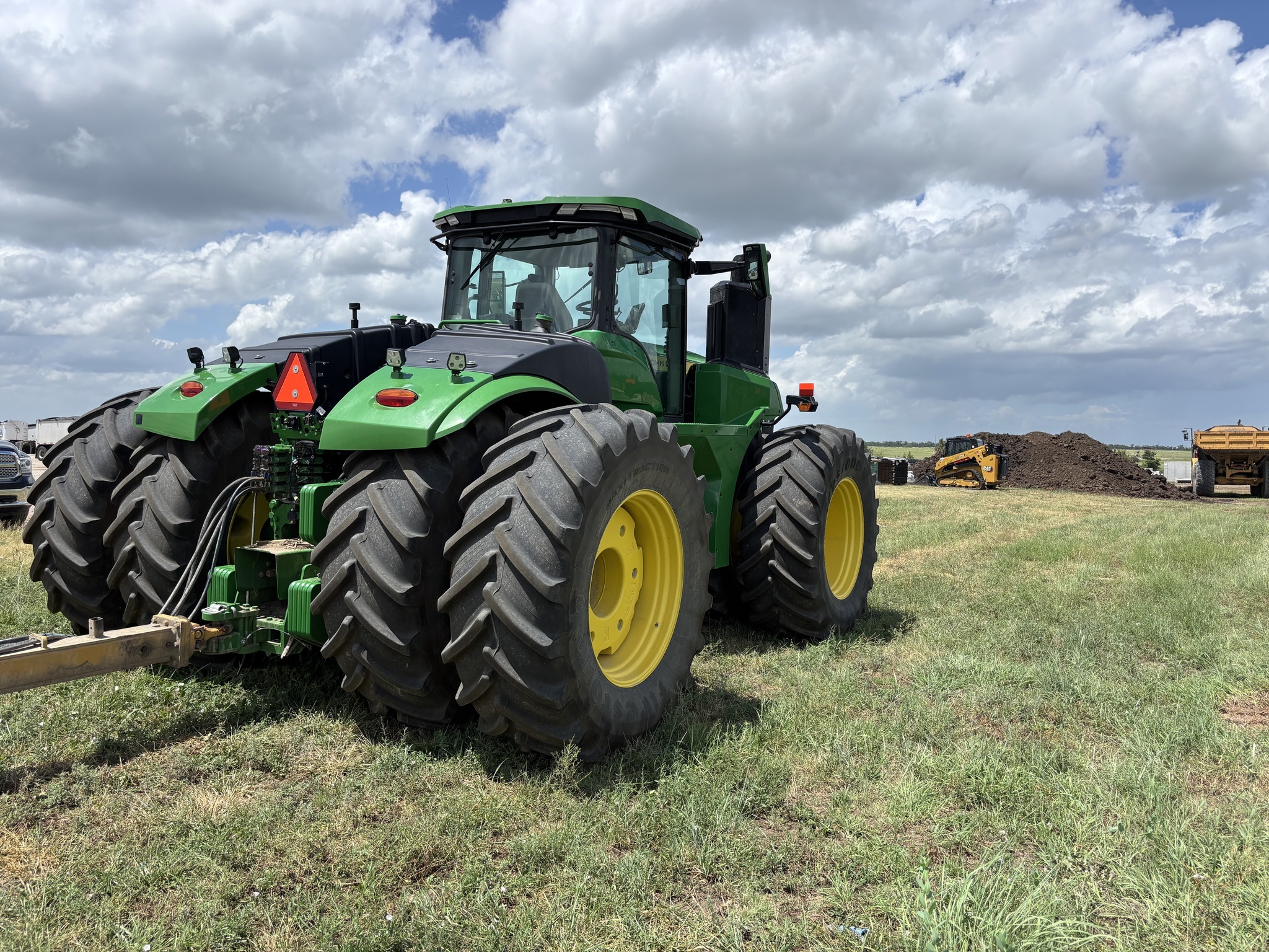 2025 John Deere 9R 490 Tractor