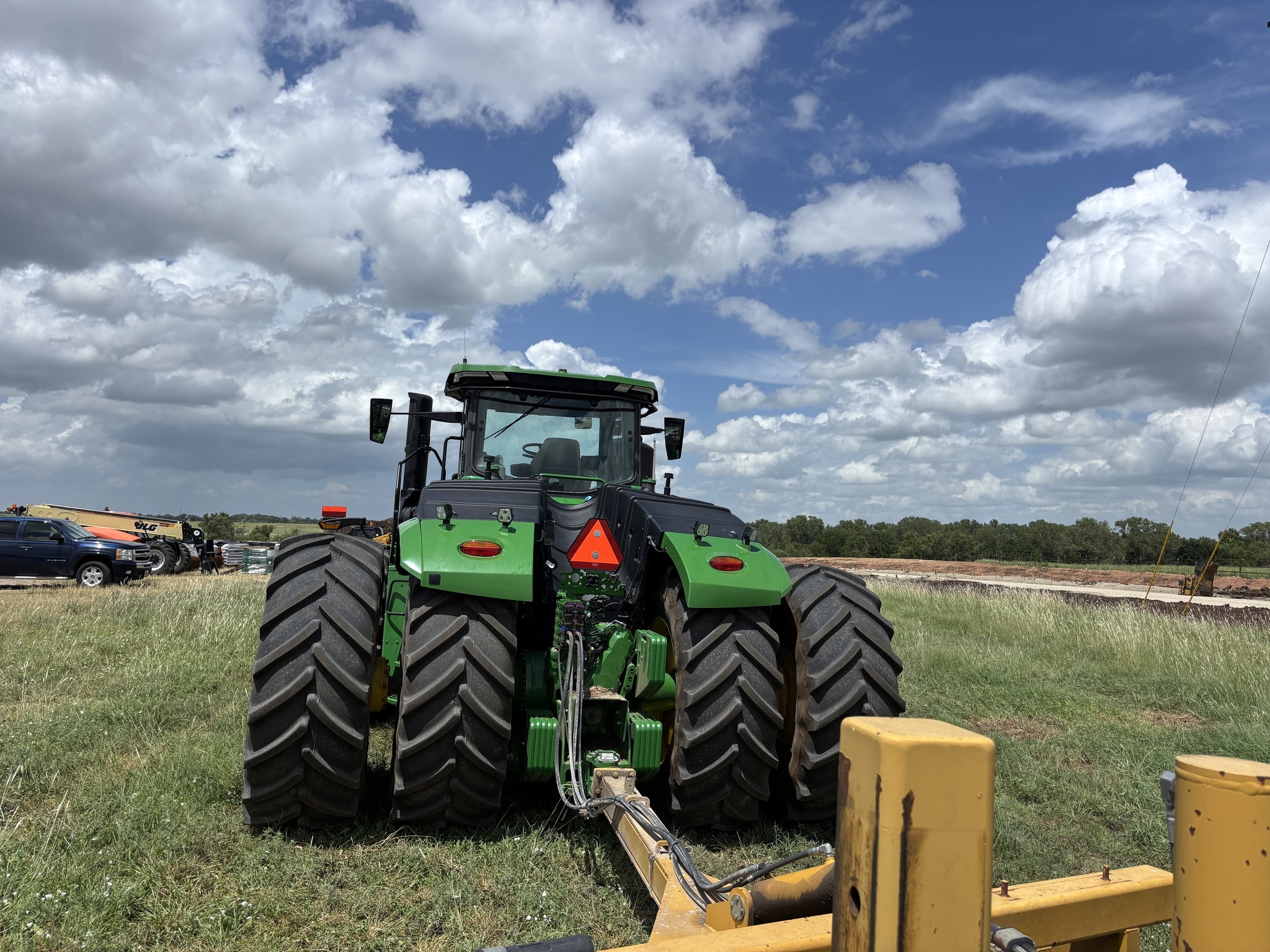 2025 John Deere 9R 490 Tractor