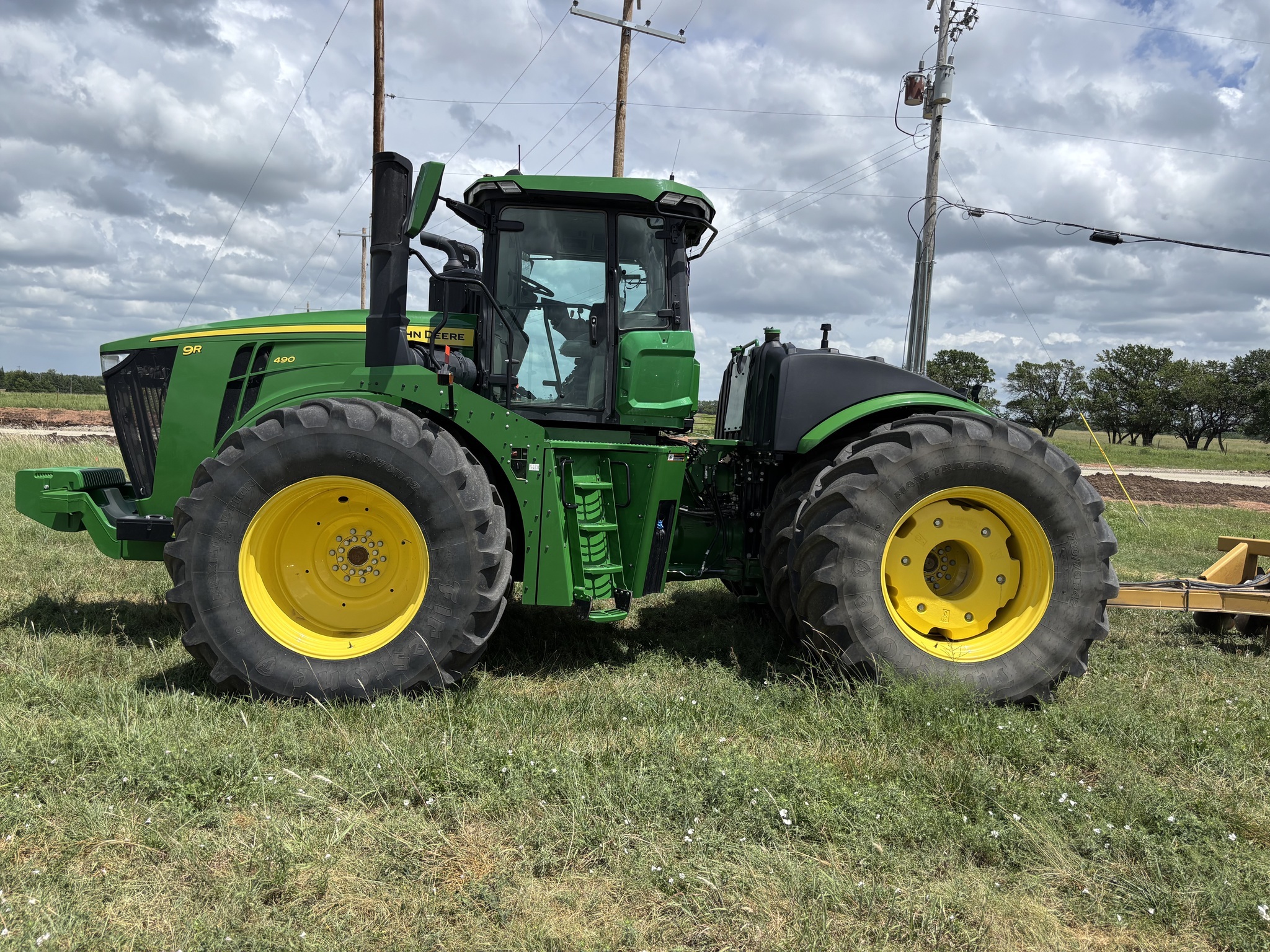 2025 John Deere 9R 490 Tractor