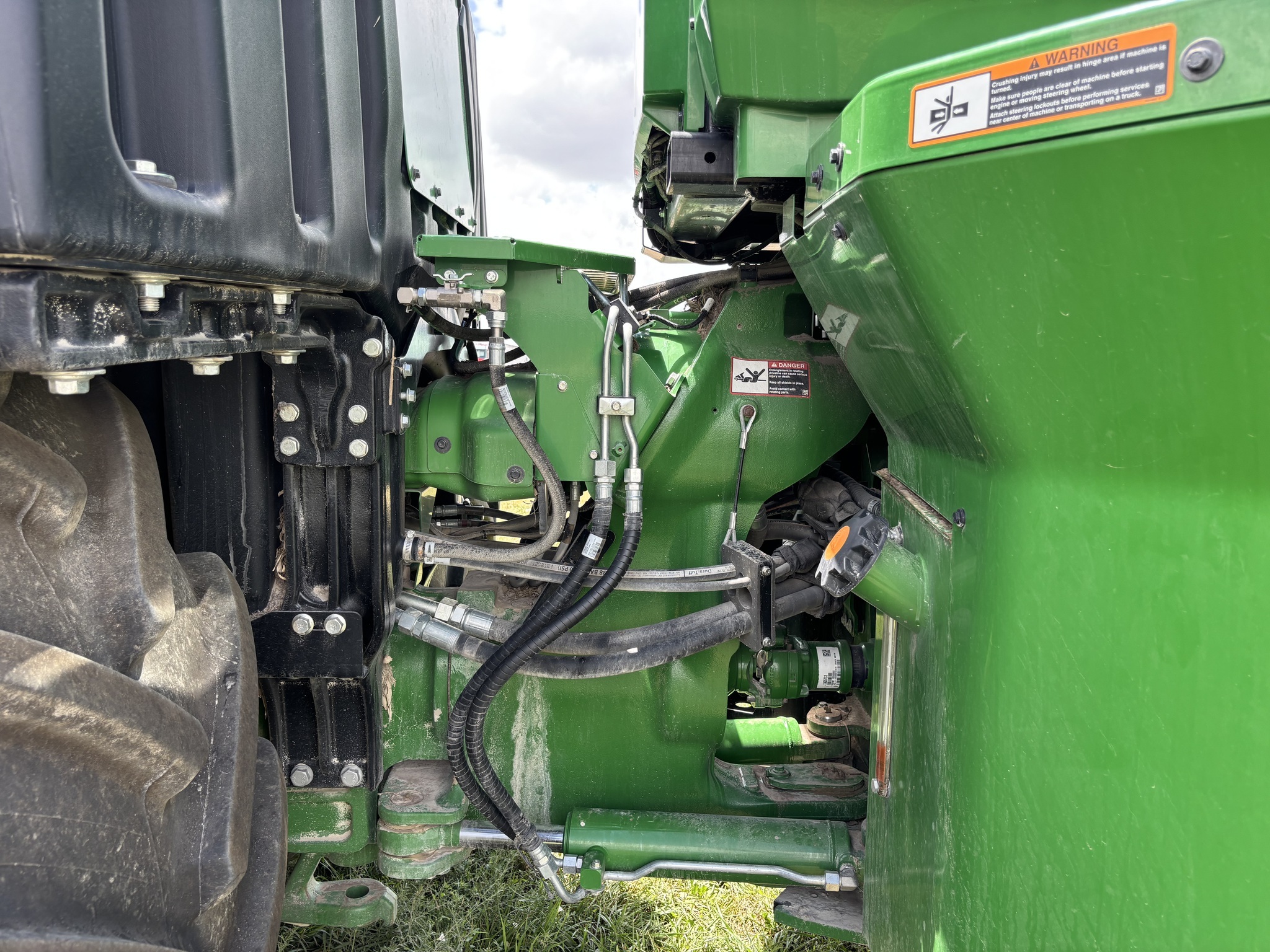 2025 John Deere 9R 490 Tractor