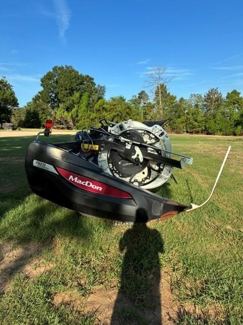 2022 MacDon FD235 Platform