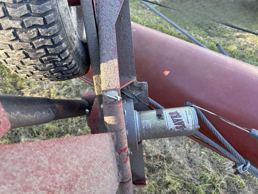 2018 Buhler Farm King 1385 Augers and Conveyor
