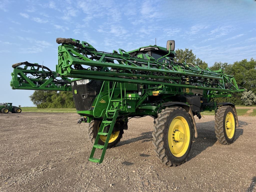 2025 John Deere 412R Self-Propelled Sprayer