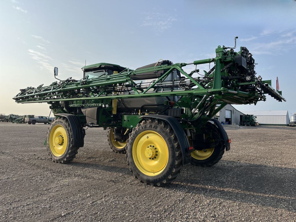 2025 John Deere 412R Self-Propelled Sprayer