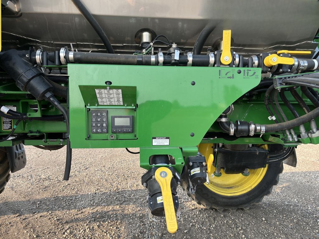 2025 John Deere 412R Self-Propelled Sprayer