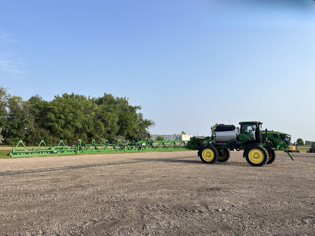 2025 John Deere 412R Self-Propelled Sprayer