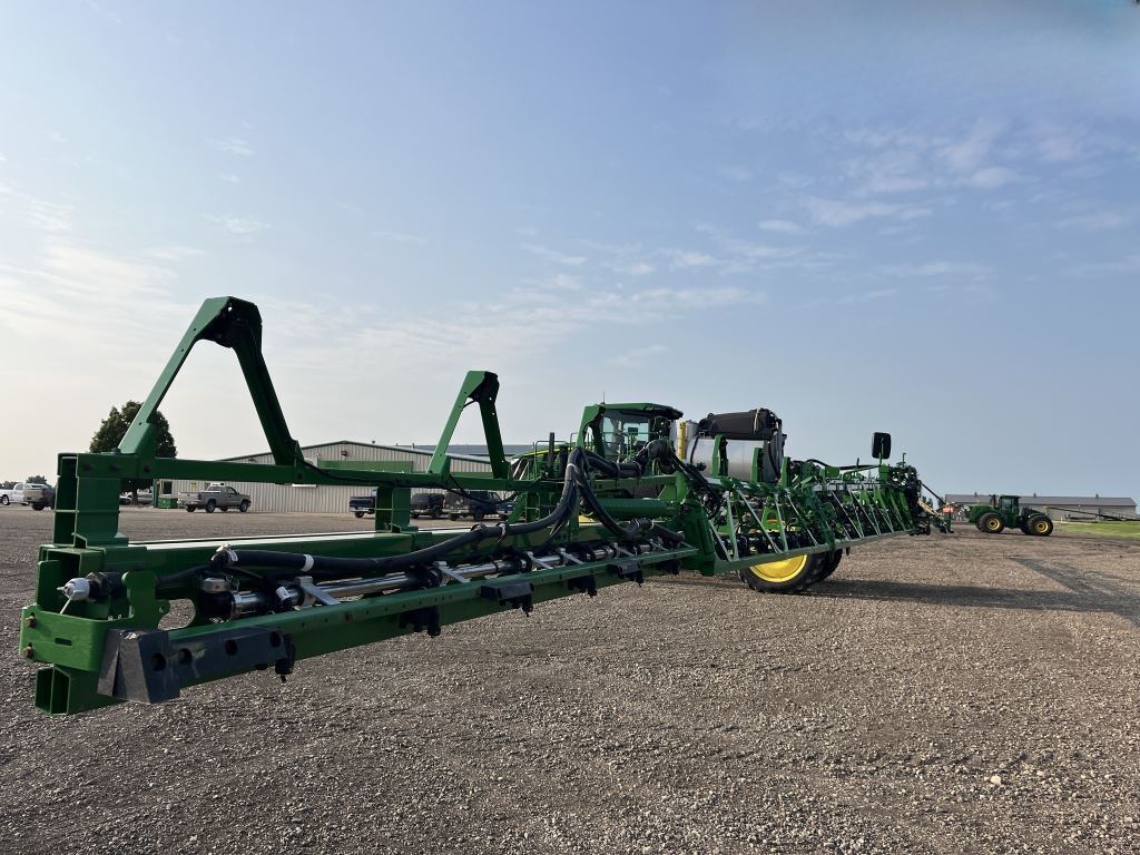 2025 John Deere 412R Self-Propelled Sprayer