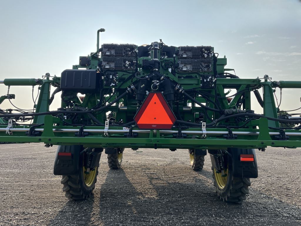 2025 John Deere 412R Self-Propelled Sprayer