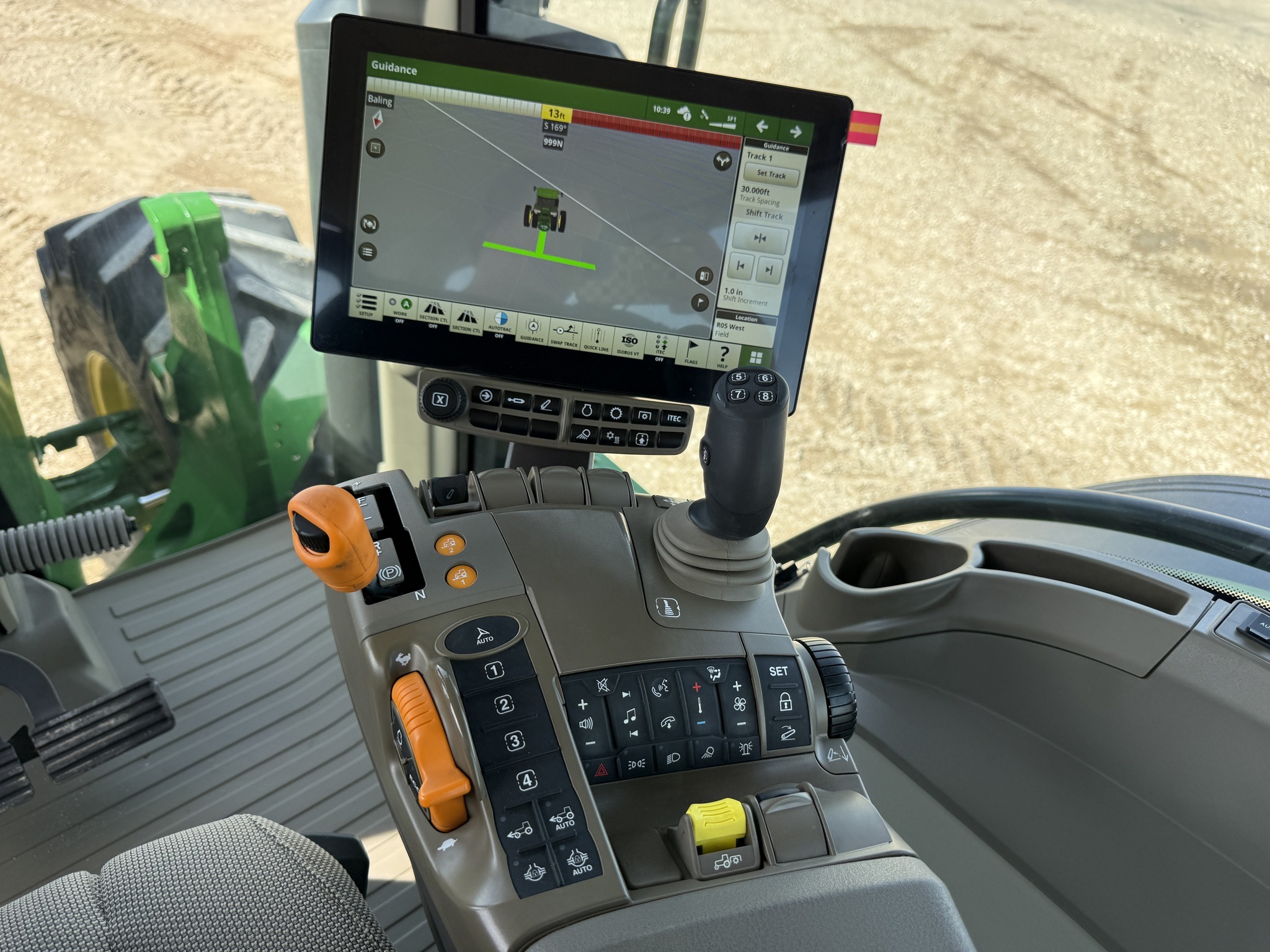 2025 John Deere 7R 230 Tractor