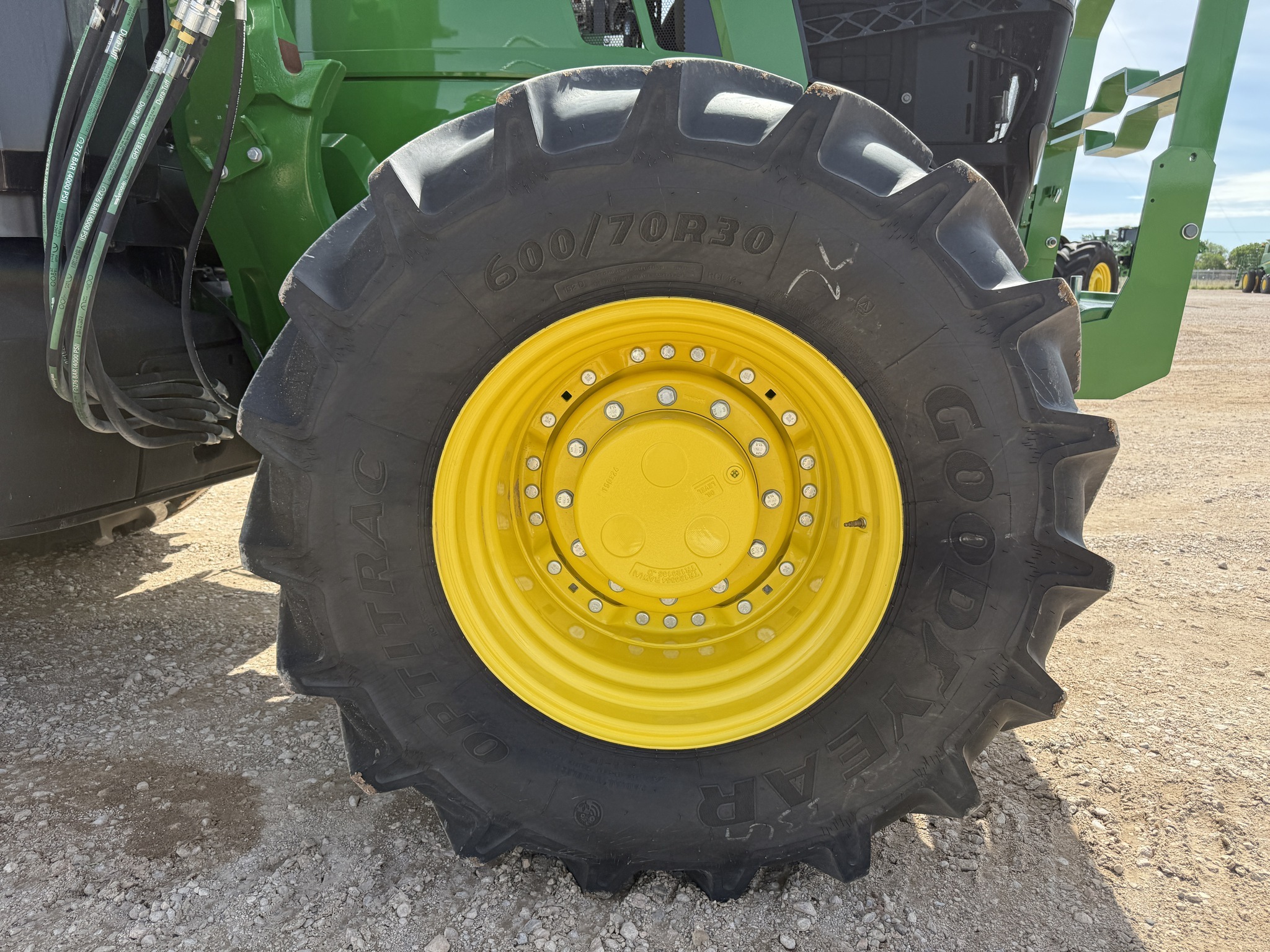 2025 John Deere 7R 230 Tractor