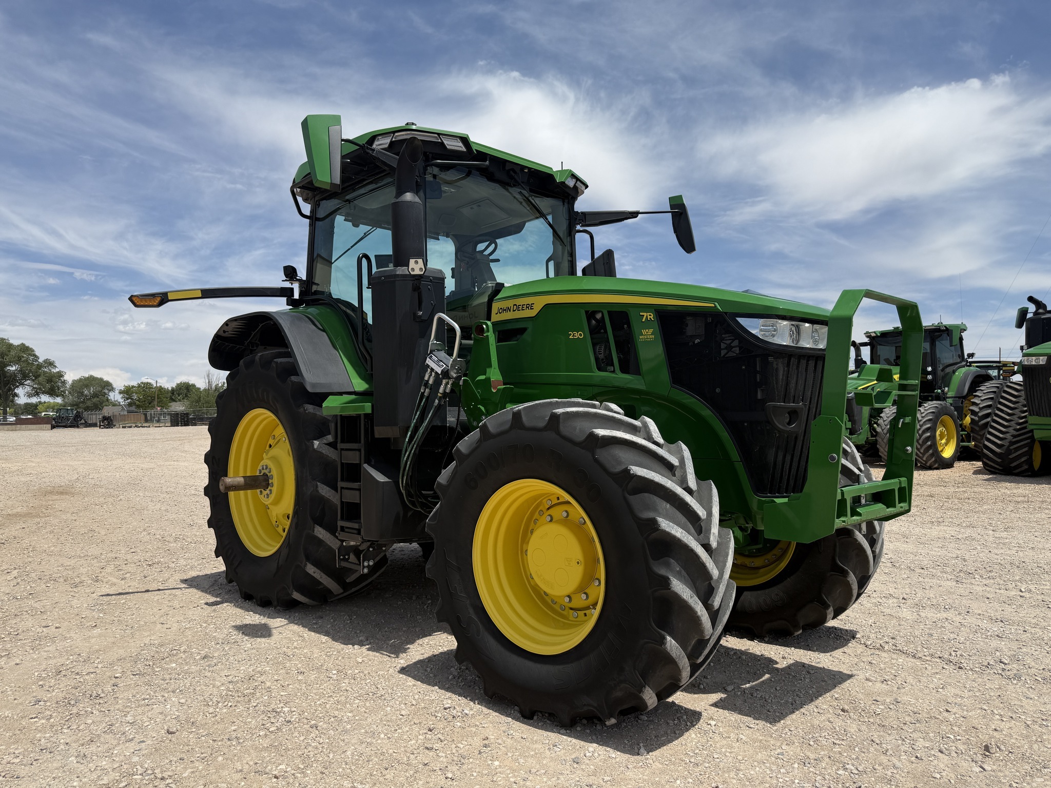 2025 John Deere 7R 230 Tractor