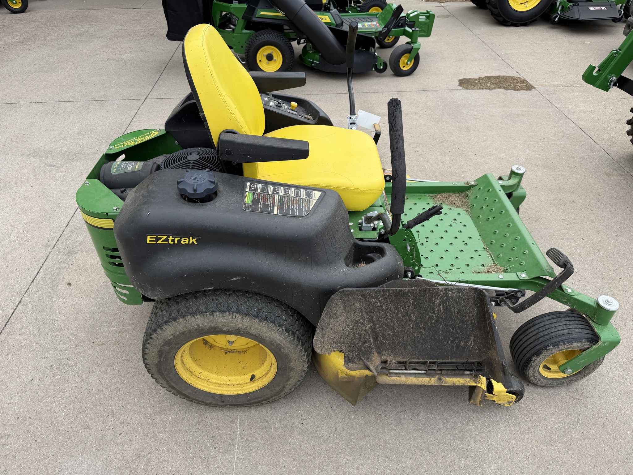 2015 John Deere Z625 Lawn Mower