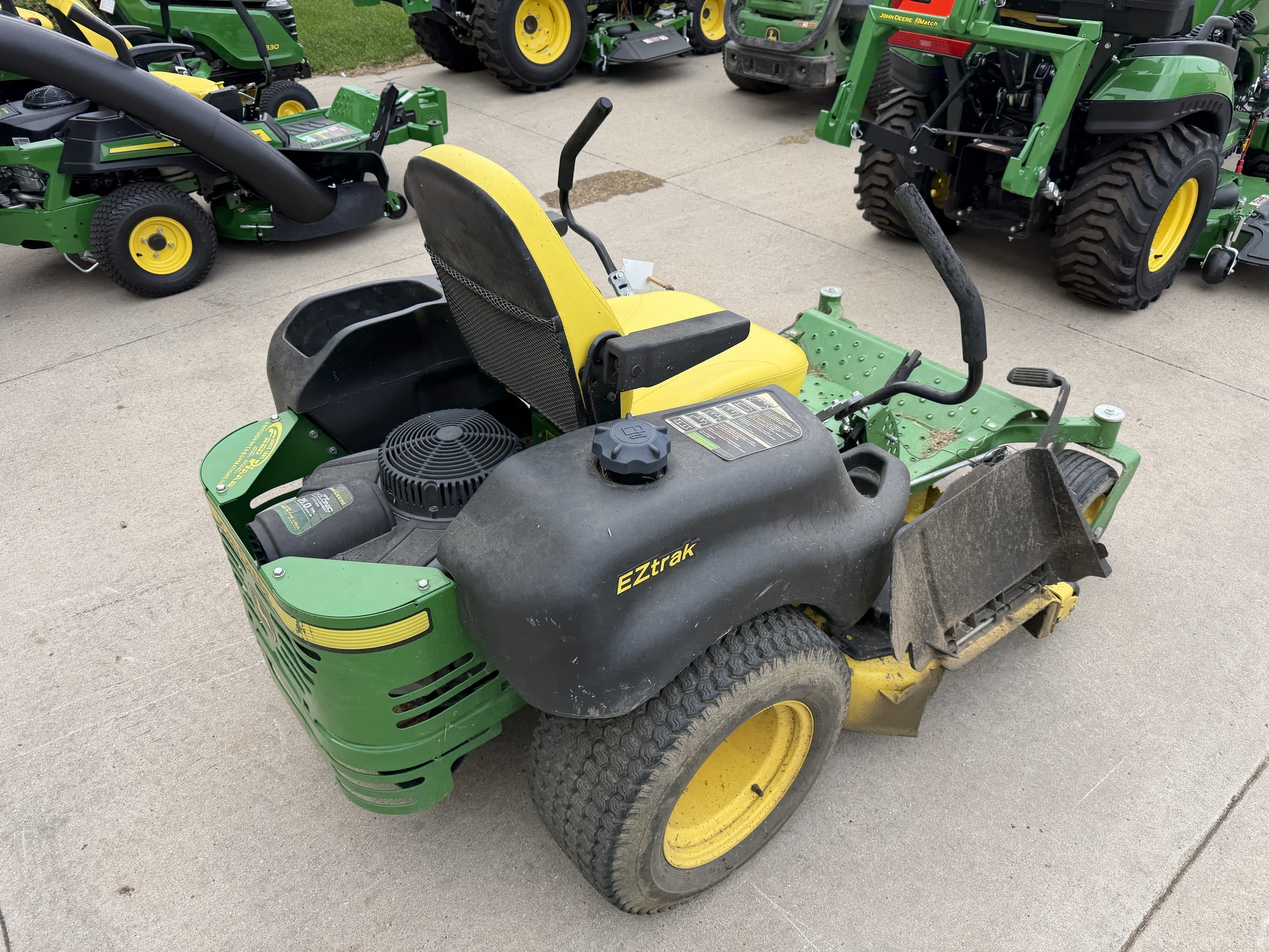 2015 John Deere Z625 Lawn Mower