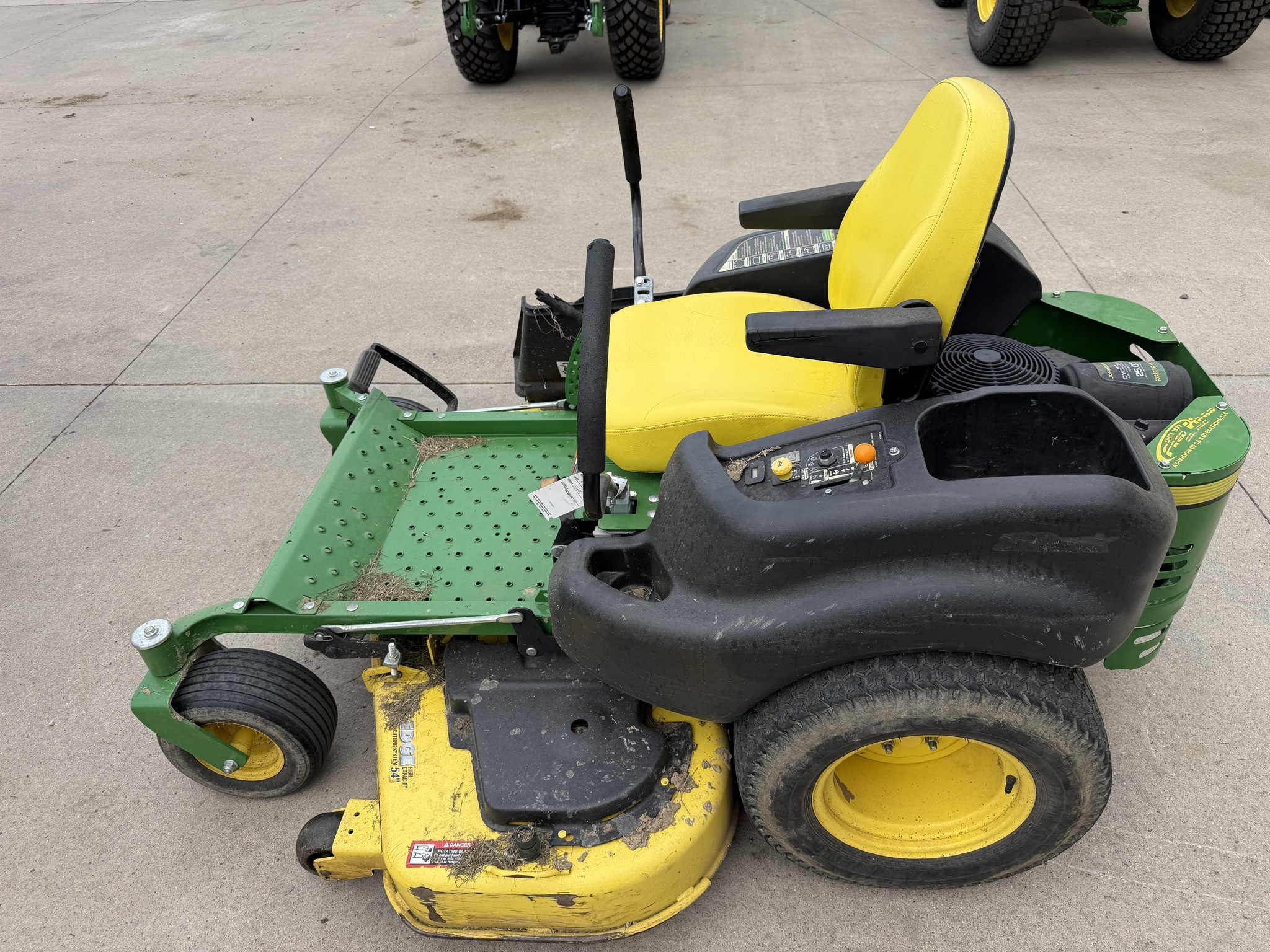 2015 John Deere Z625 Lawn Mower