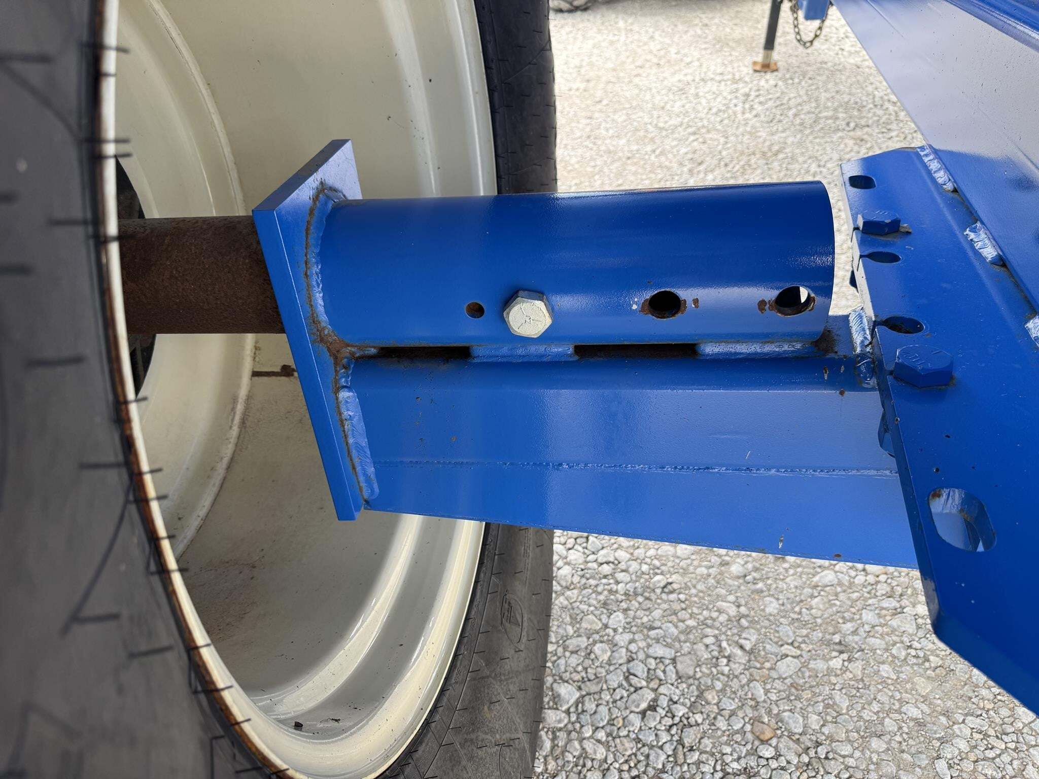 2014 J&M 812-18 Grain Cart