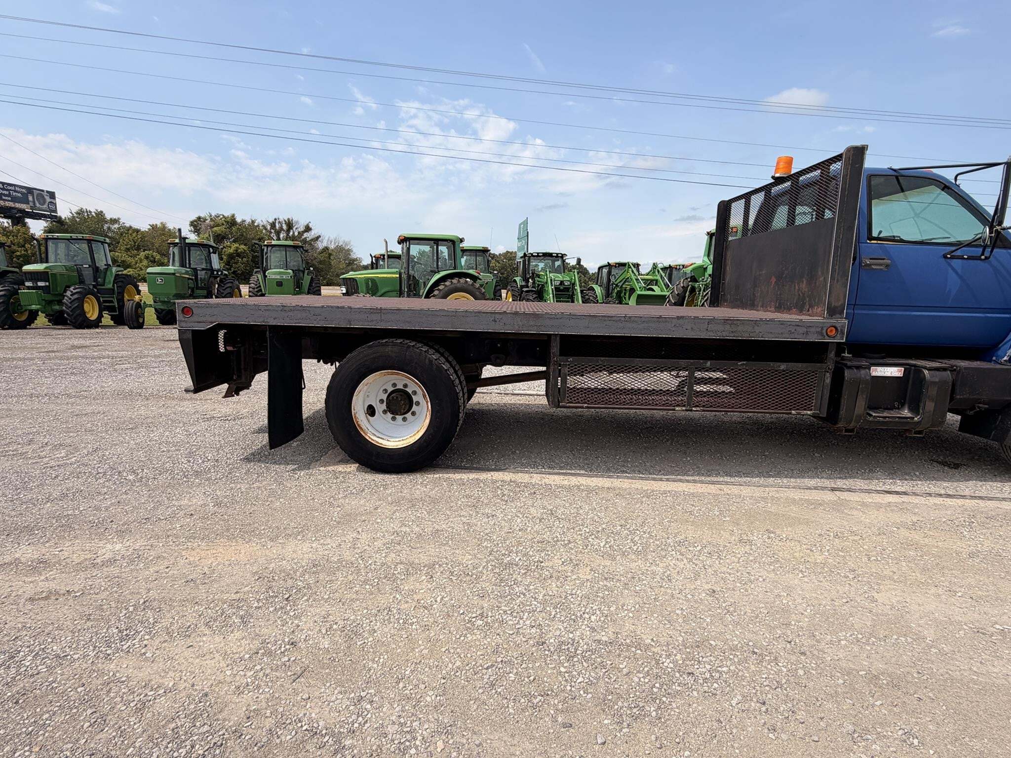 1993 GMC TopKick C7500 Semi Trucks/Trailer