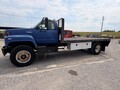 1993 GMC TopKick C7500 Semi Trucks/Trailer