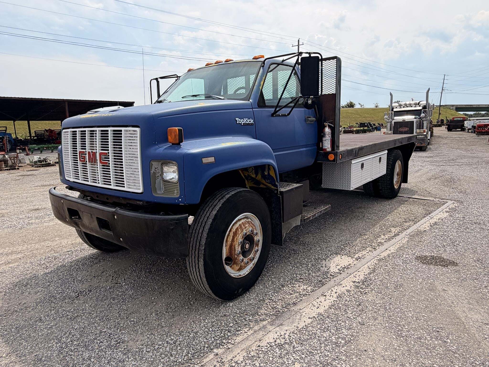 1993 GMC TopKick C7500 Semi Trucks/Trailer