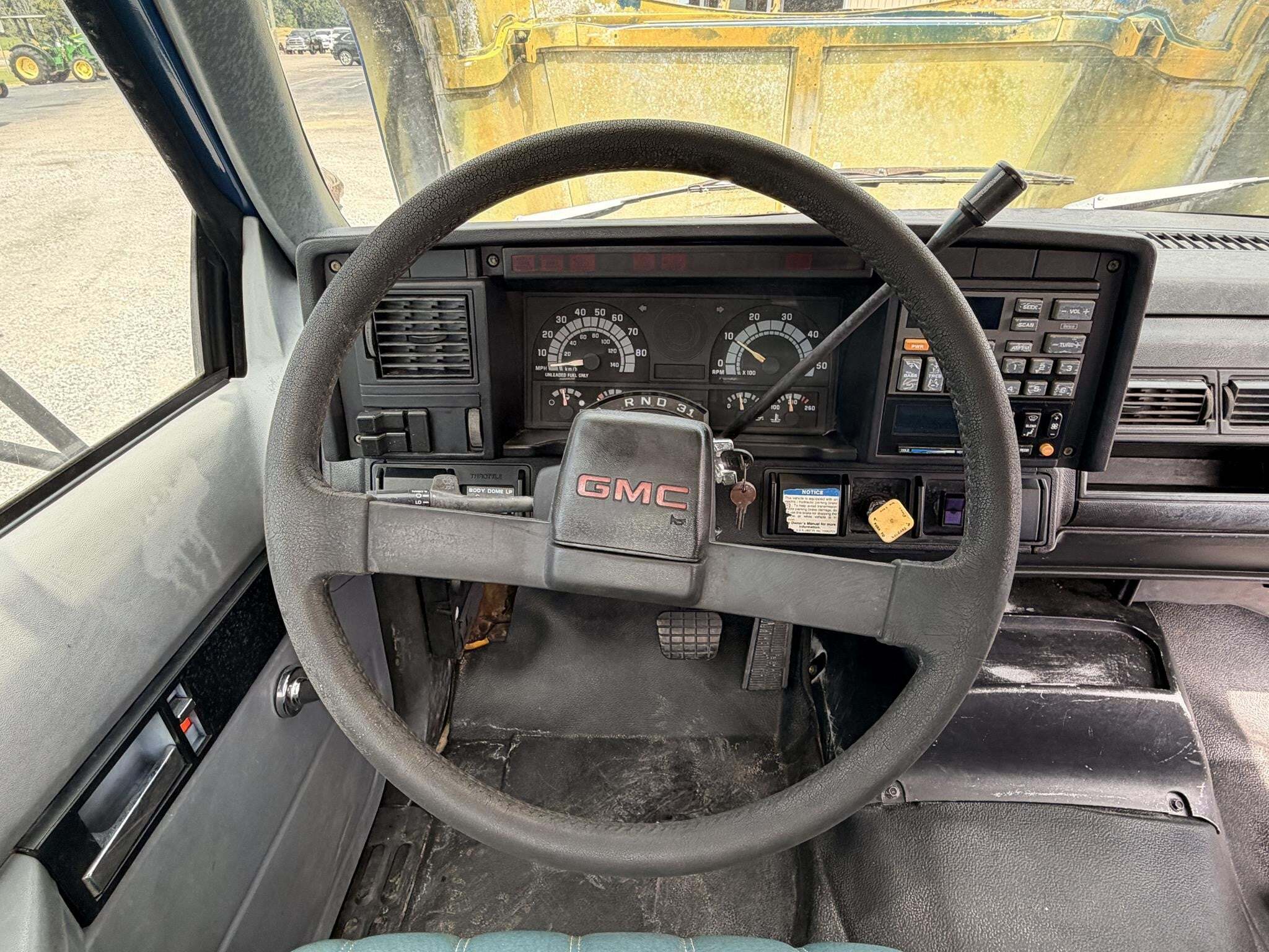 1993 GMC TopKick C7500 Semi Trucks/Trailer