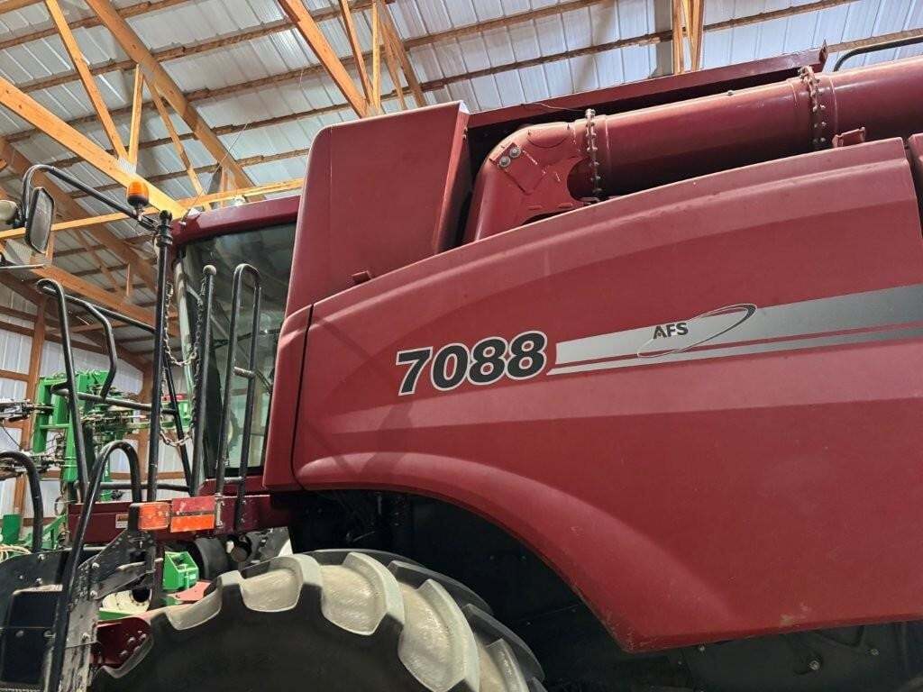 2009 Case IH 7088 Combine