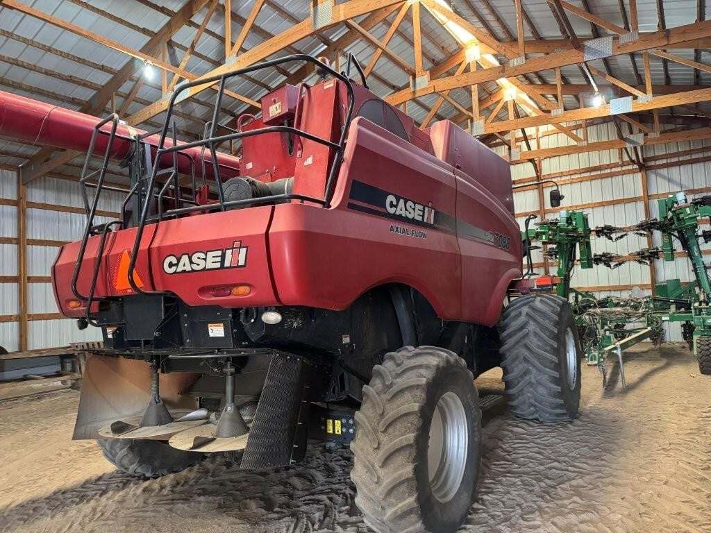 2009 Case IH 7088 Combine